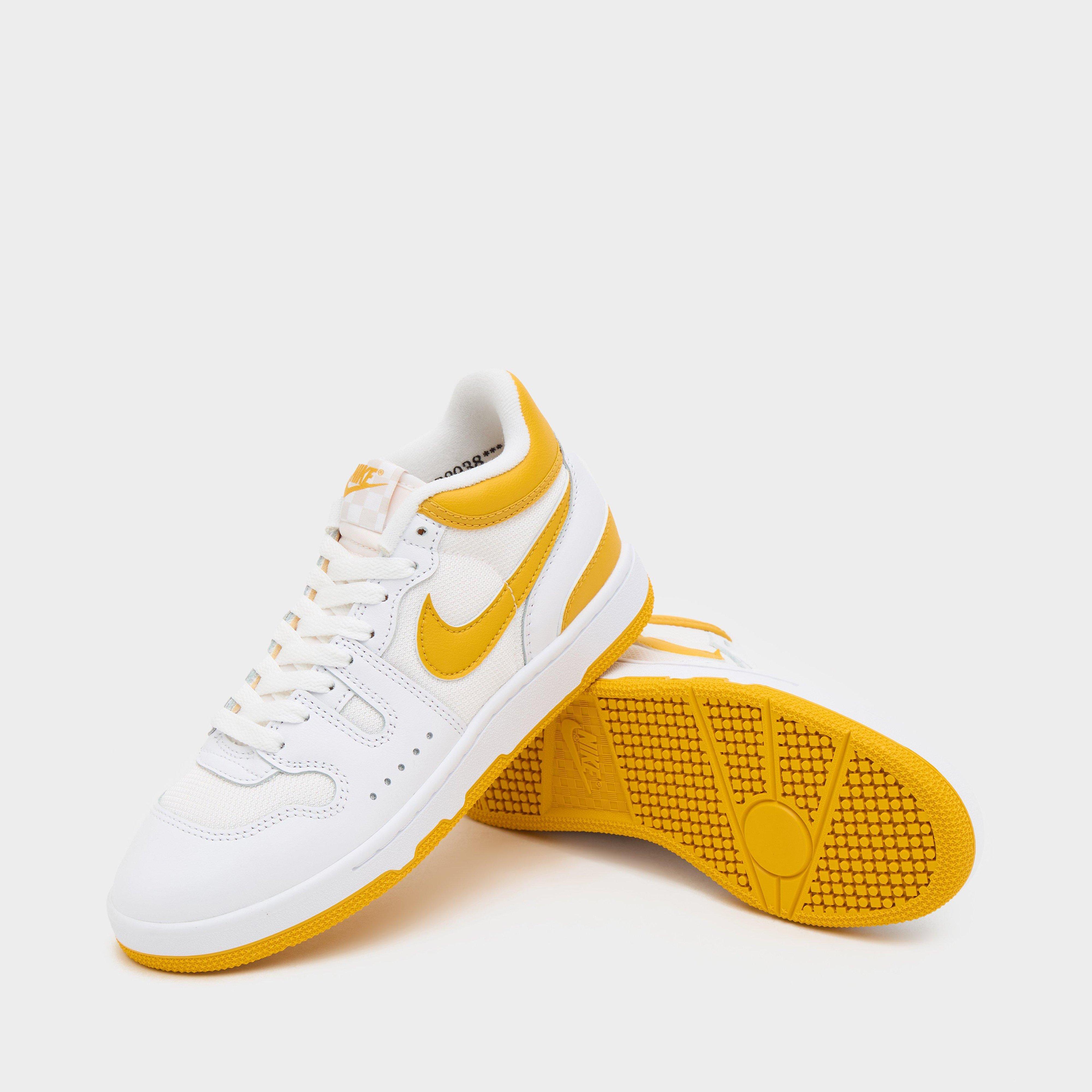 Nike Attack Women's