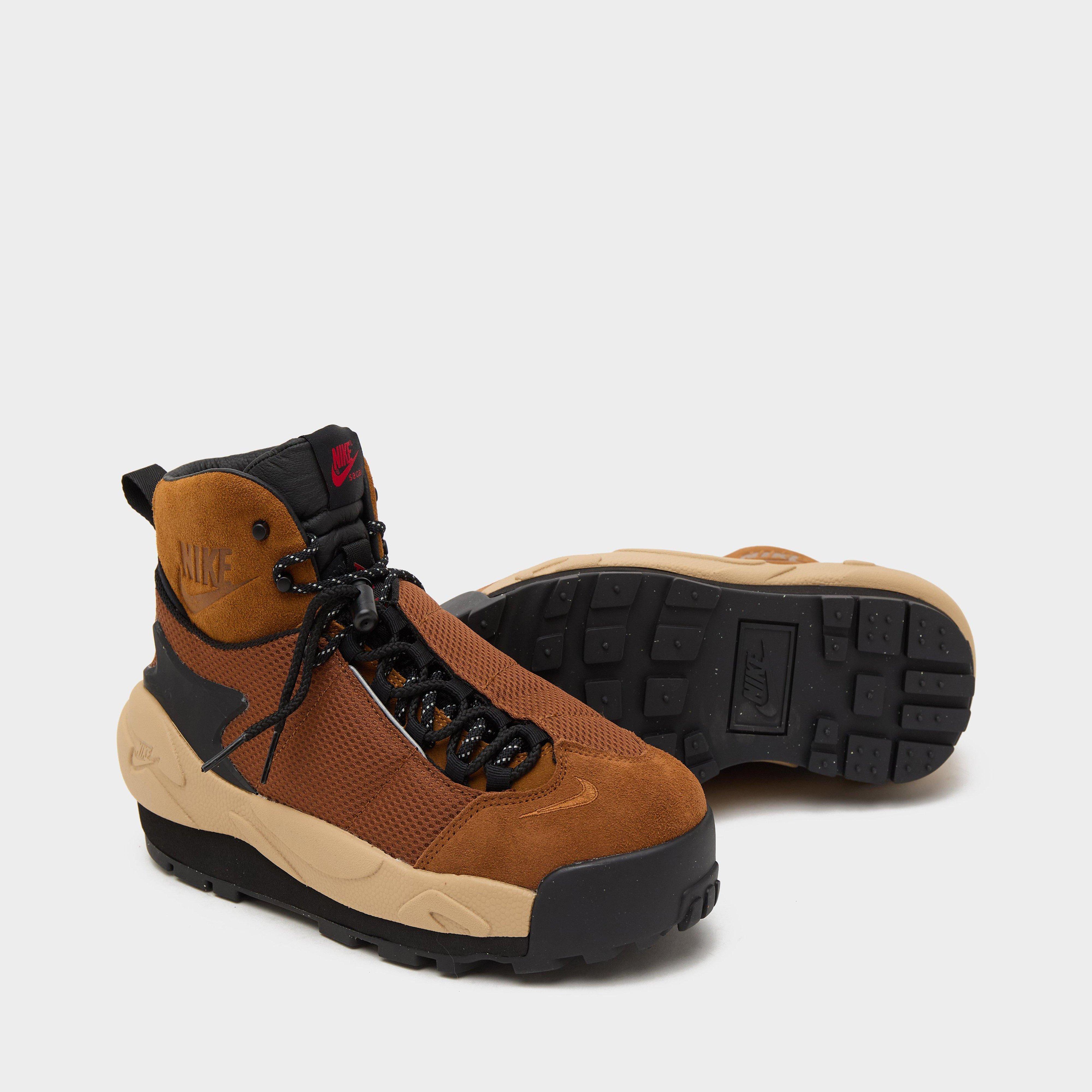 Nike x sacai Magmascape Women's