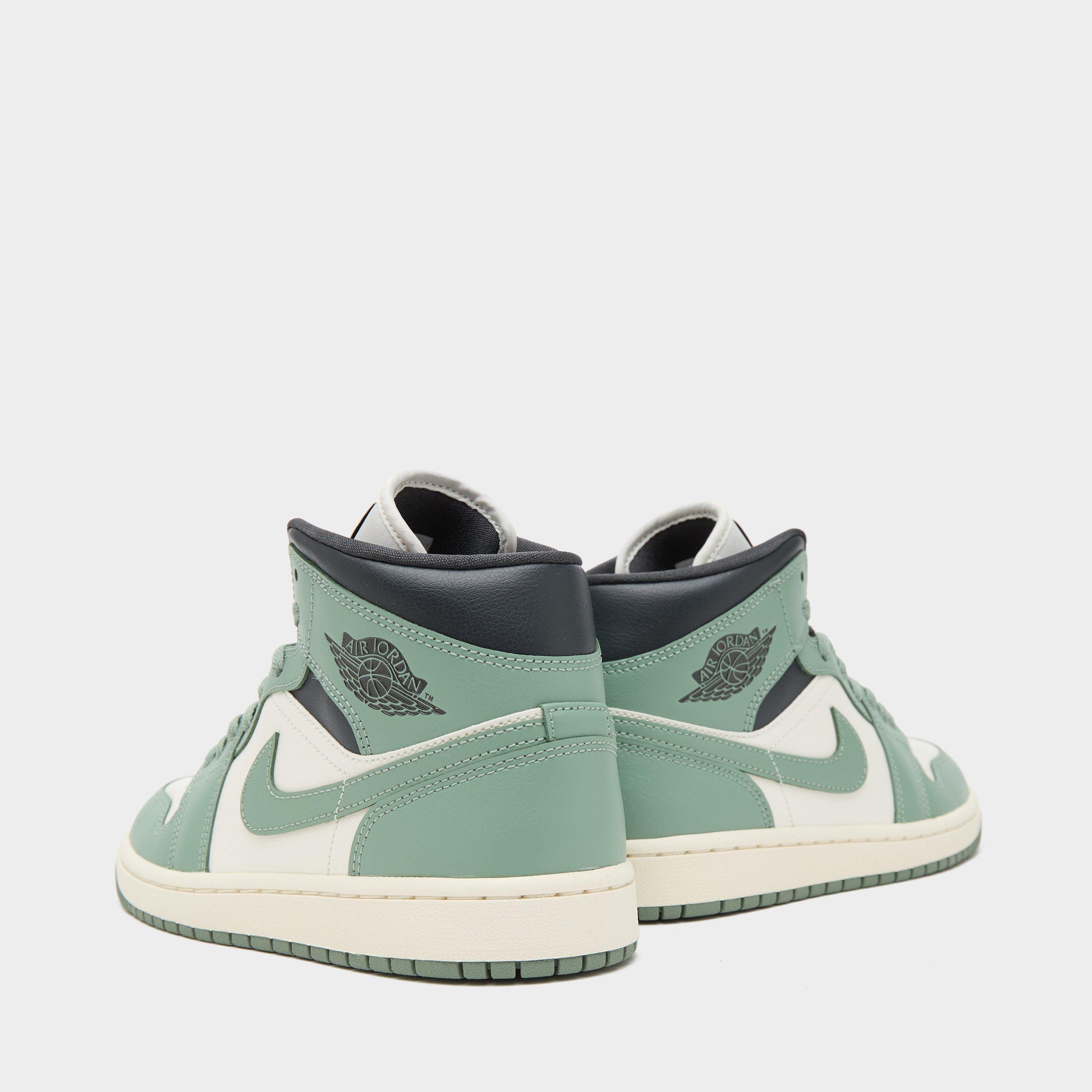 Jordan Air 1 Mid Women's