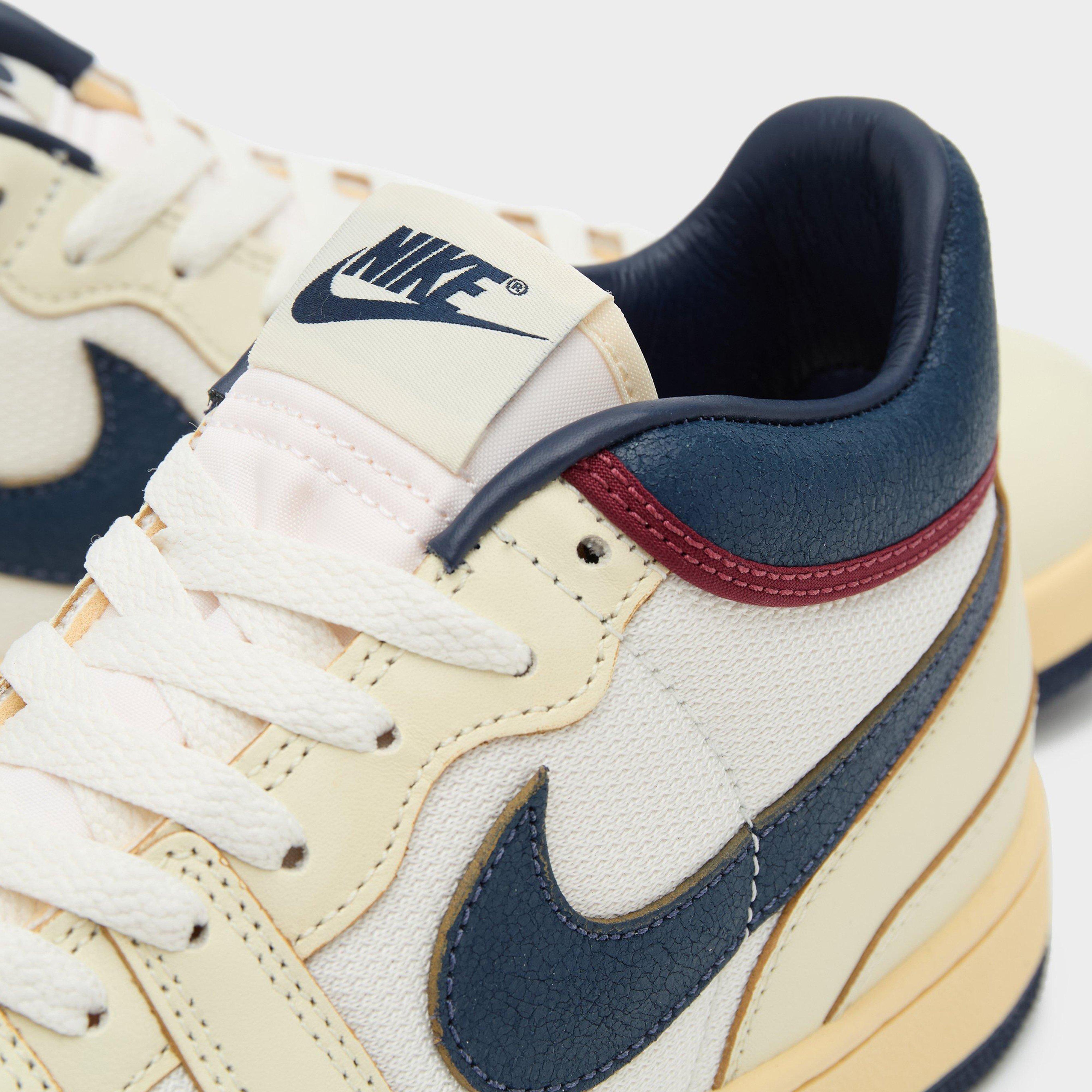 Nike ATTACK PRM