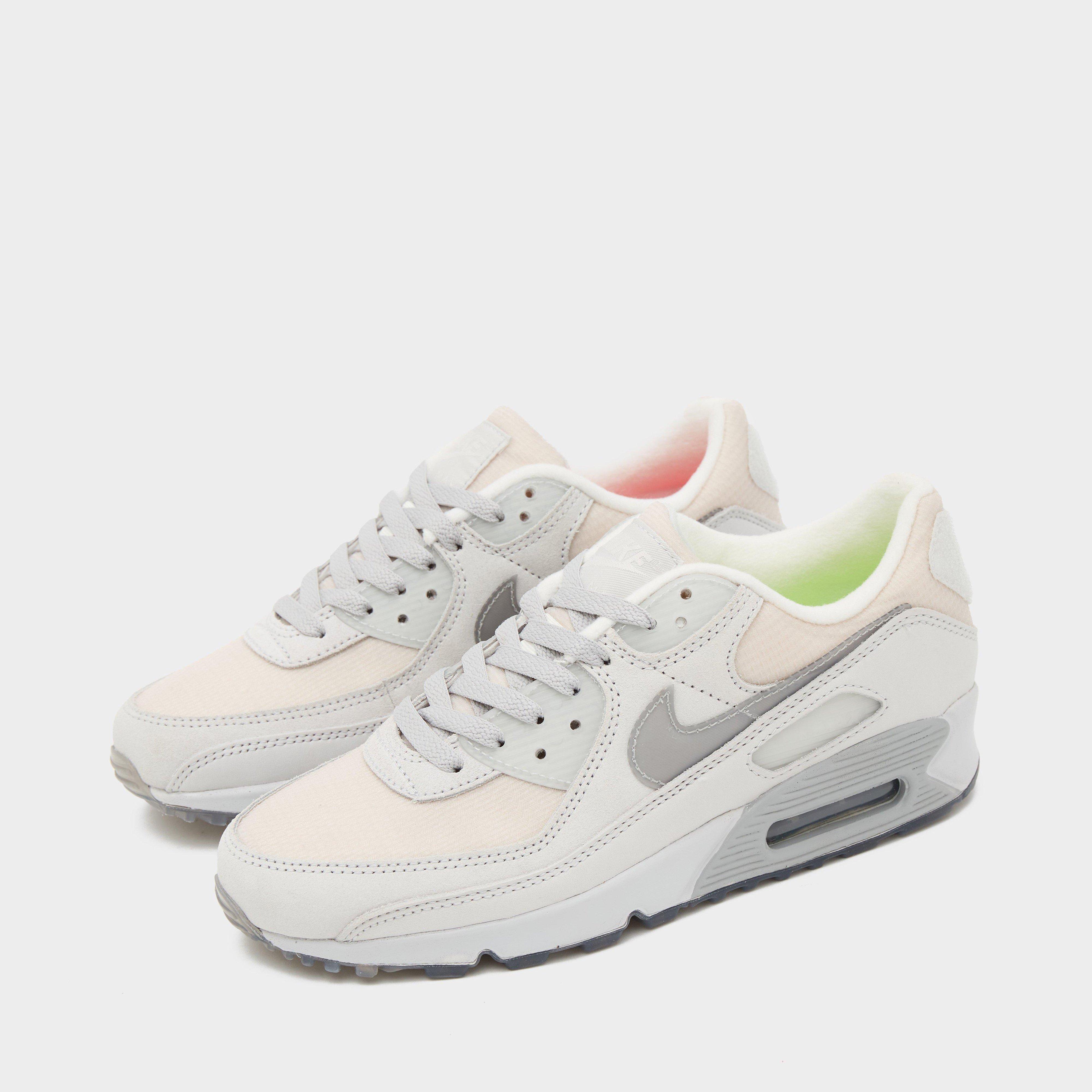 Nike Air Max 90 Women's