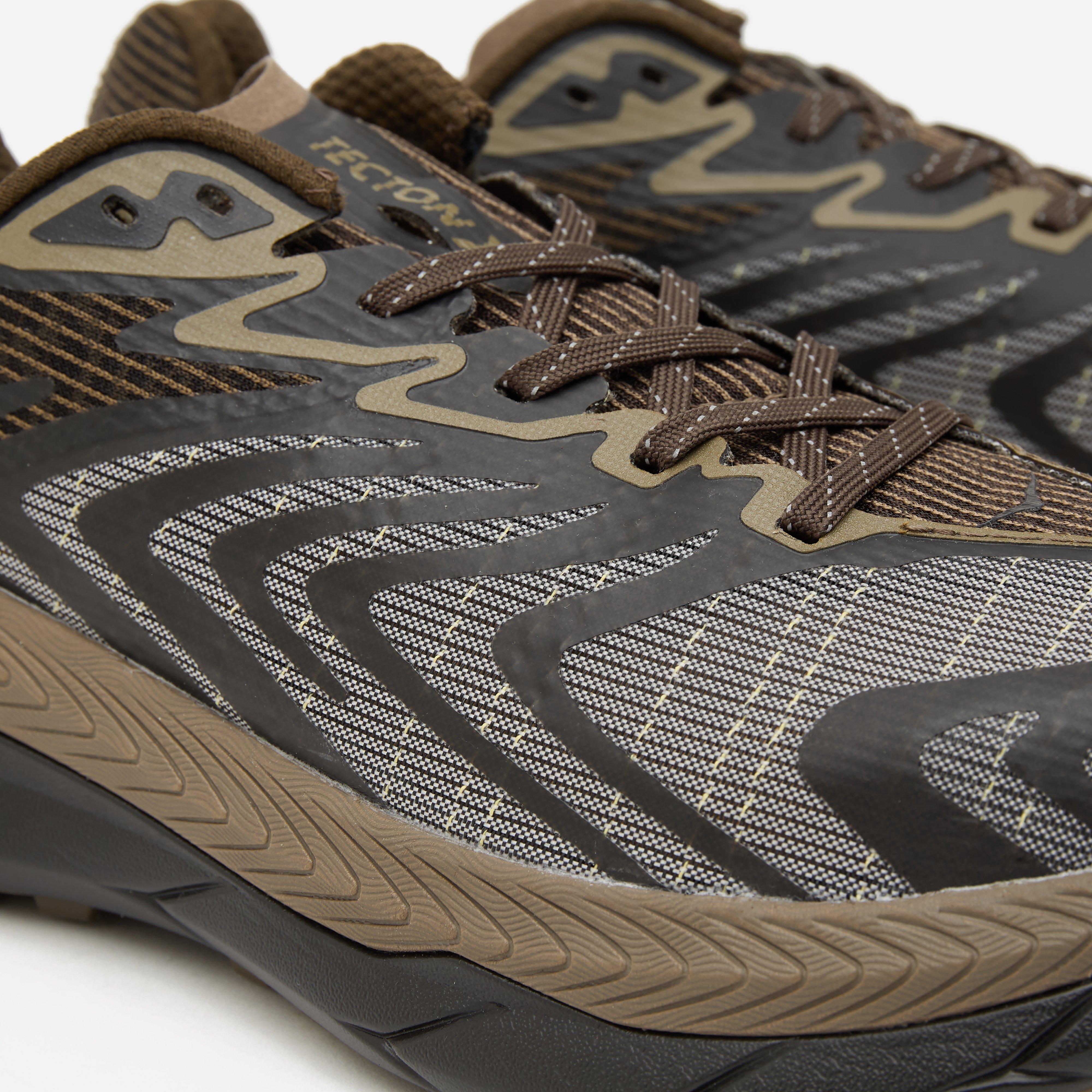 HOKA Tecton X