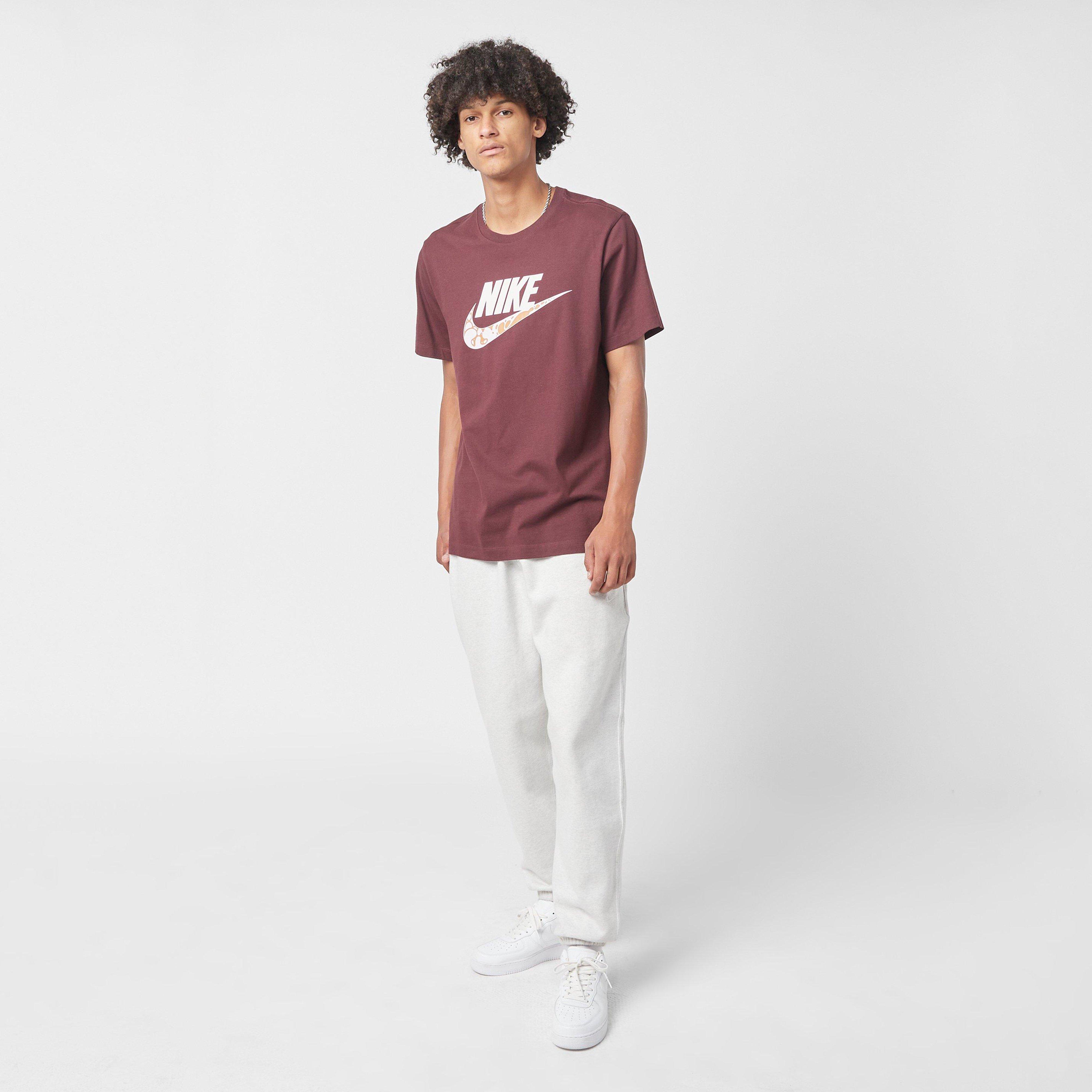 Nike Sportswear Graphic T-Shirt