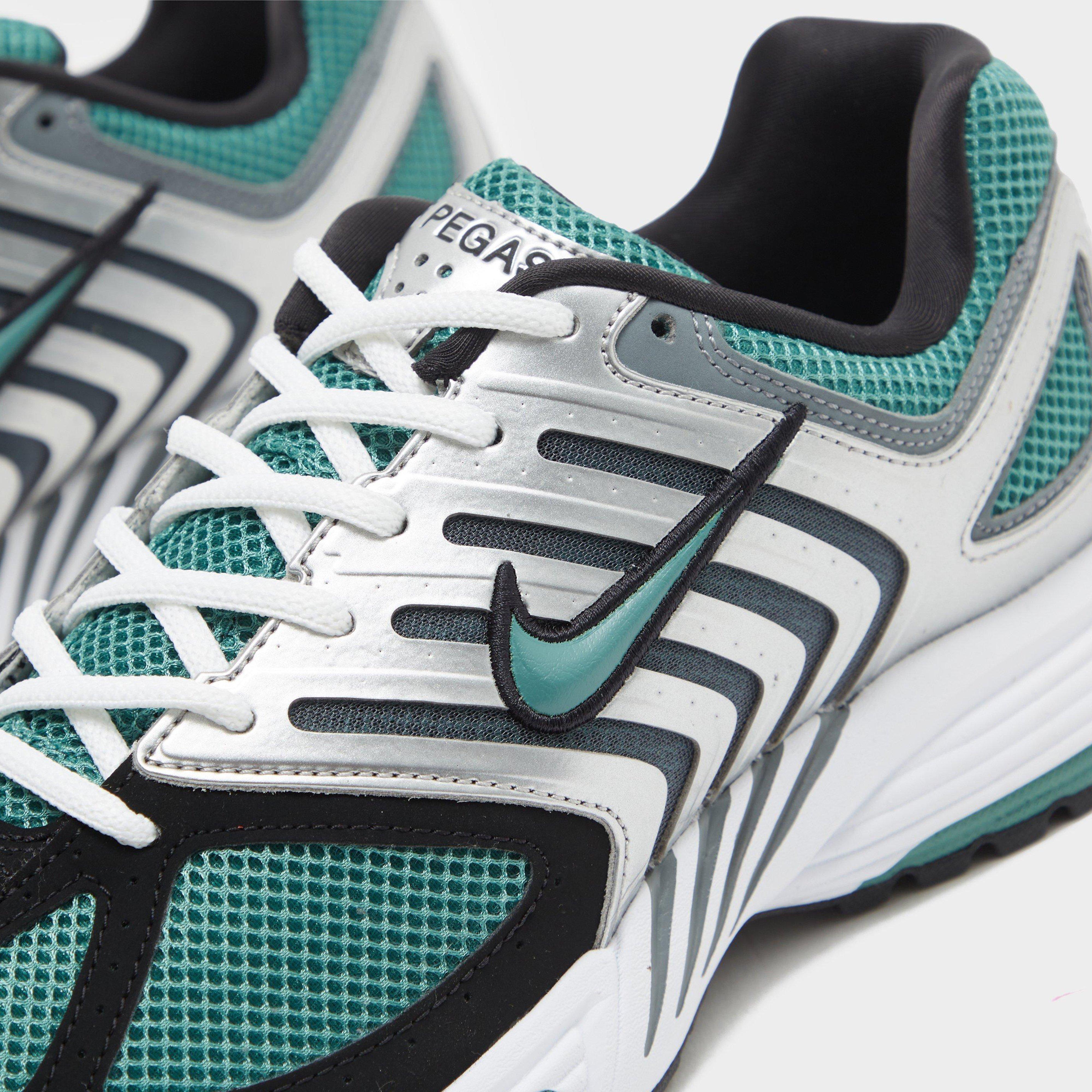 Nike Pegasus 2K5