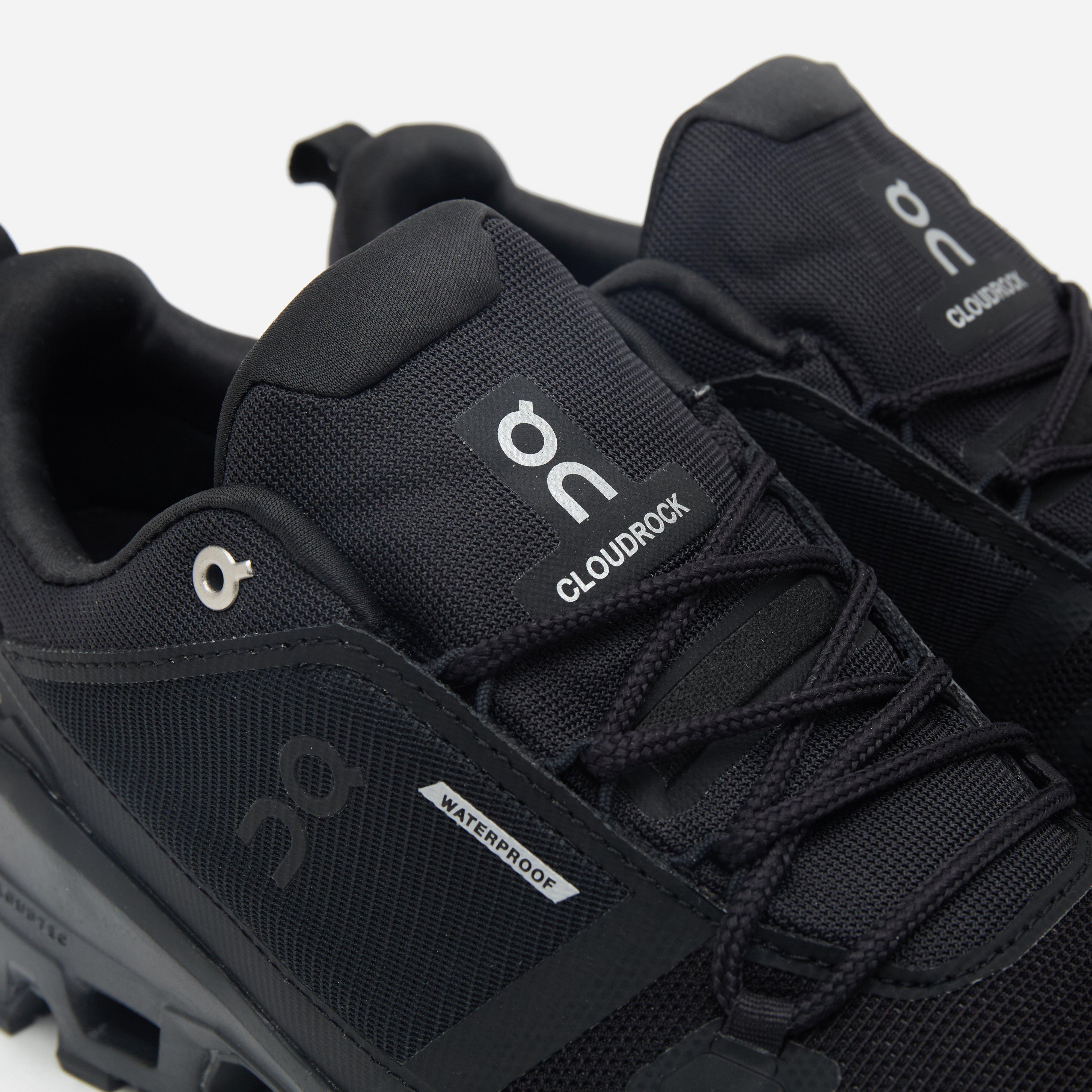 On Running Cloudrock Low Waterproof