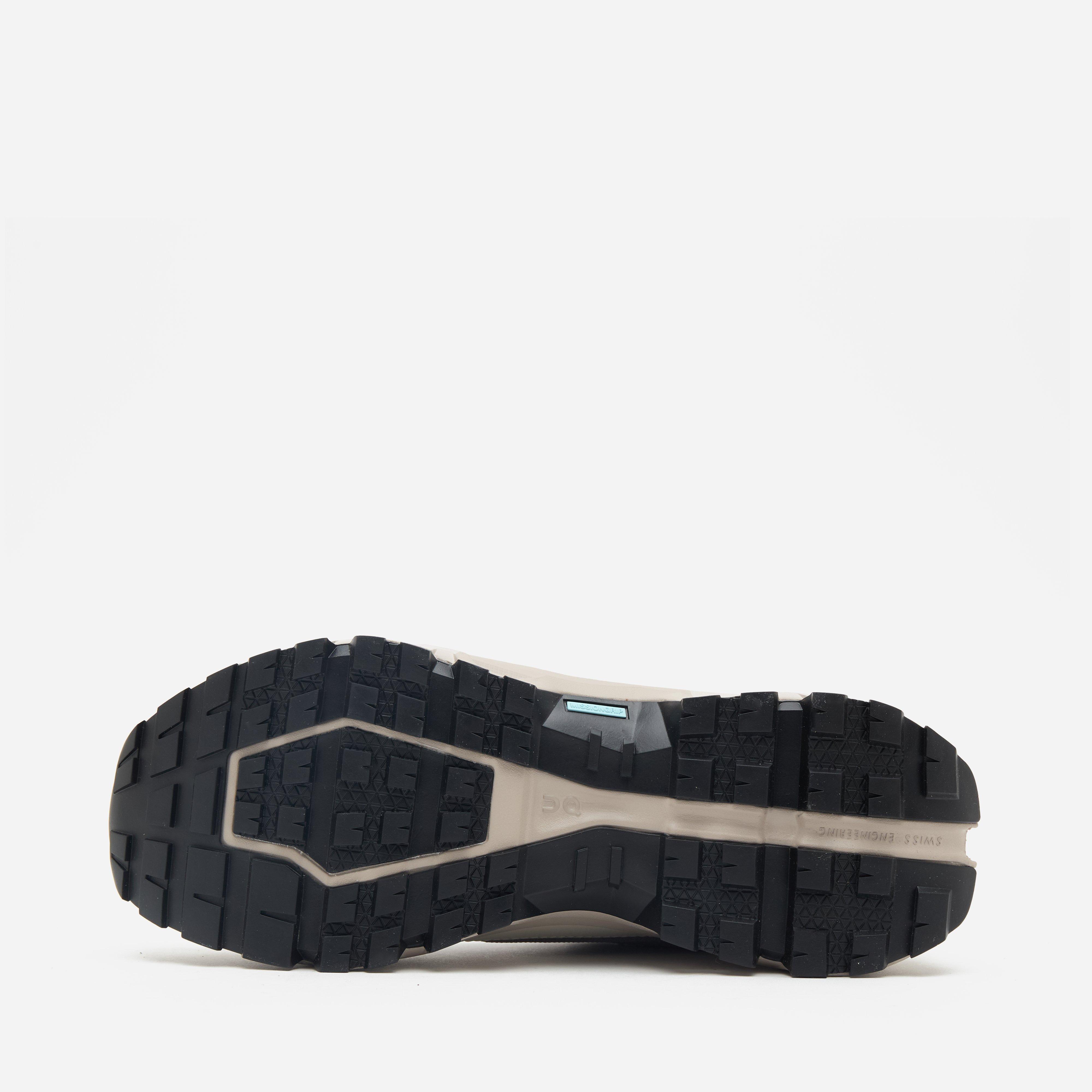 On Running Cloudrock Low Waterproof