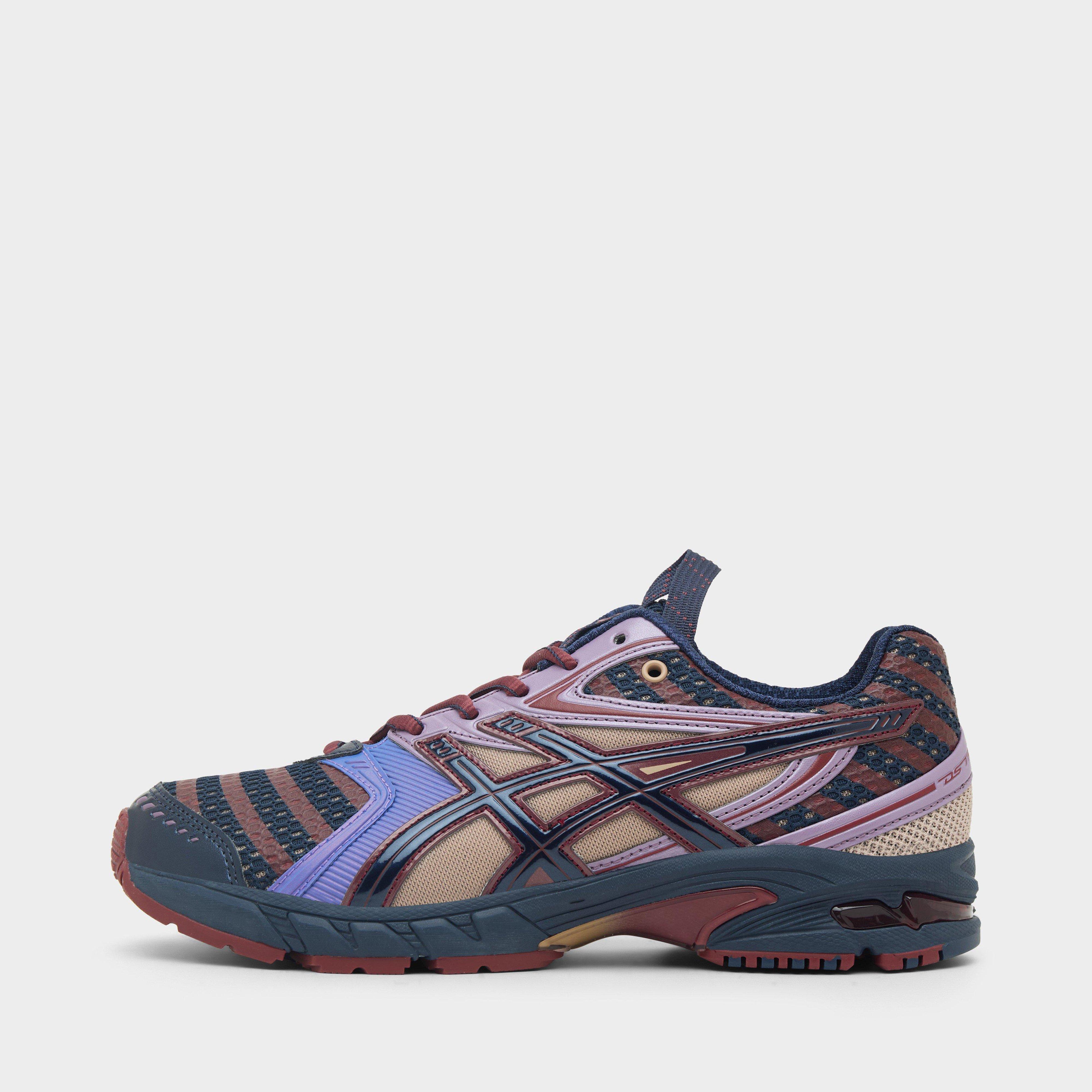 ASICS UB9-S GEL-DS TRAINER 14