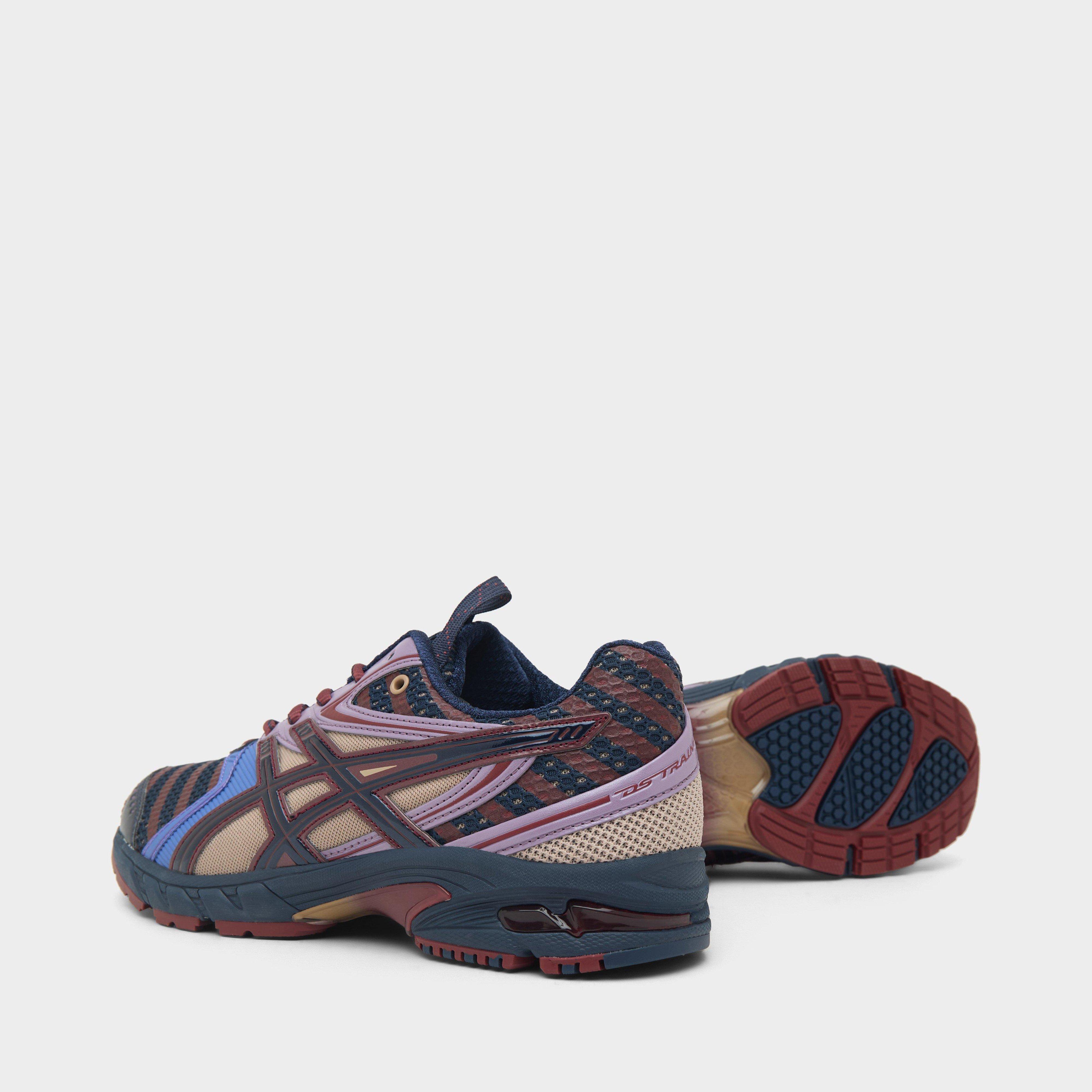 ASICS UB9-S GEL-DS TRAINER 14