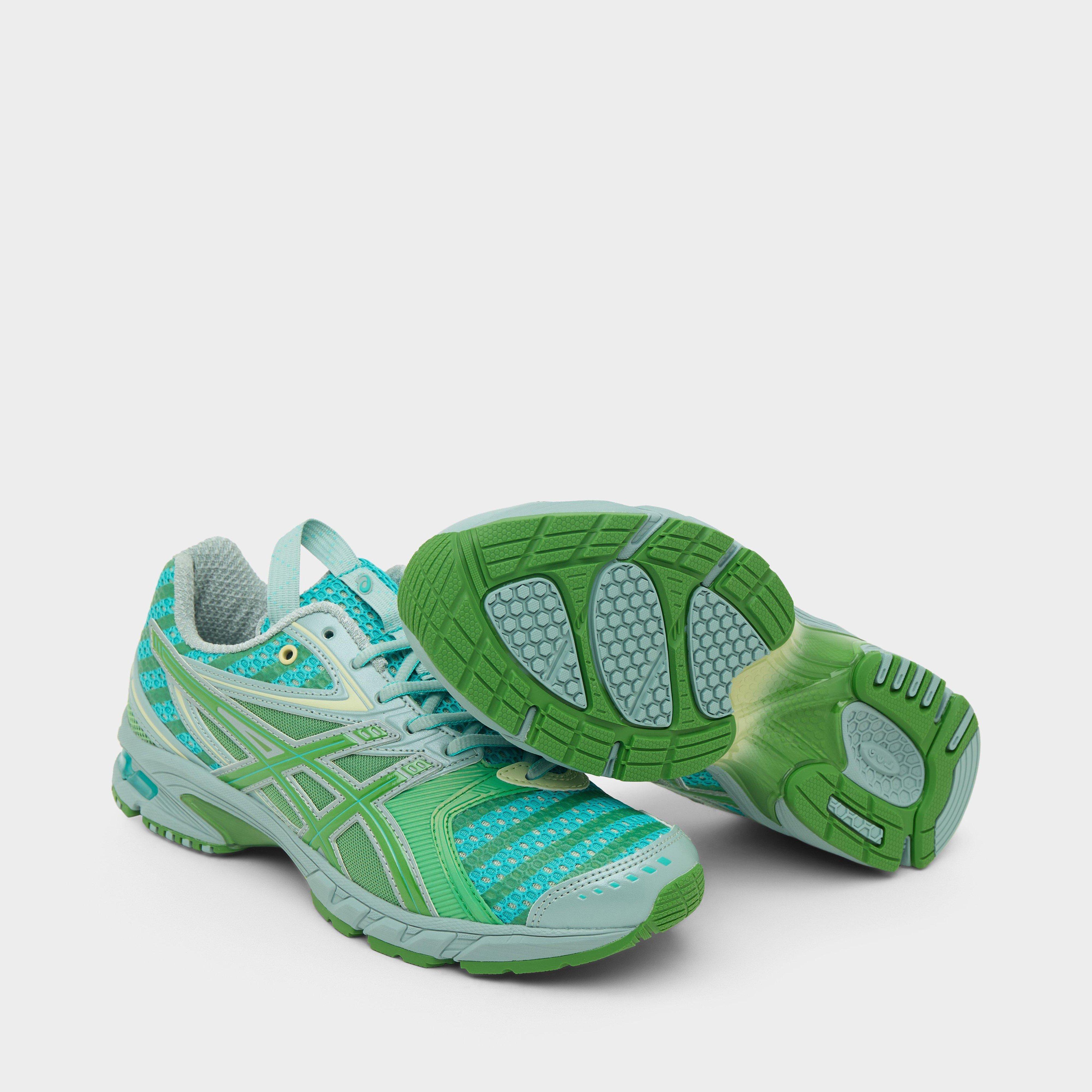 ASICS UB9-S GEL-DS TRAINER 14