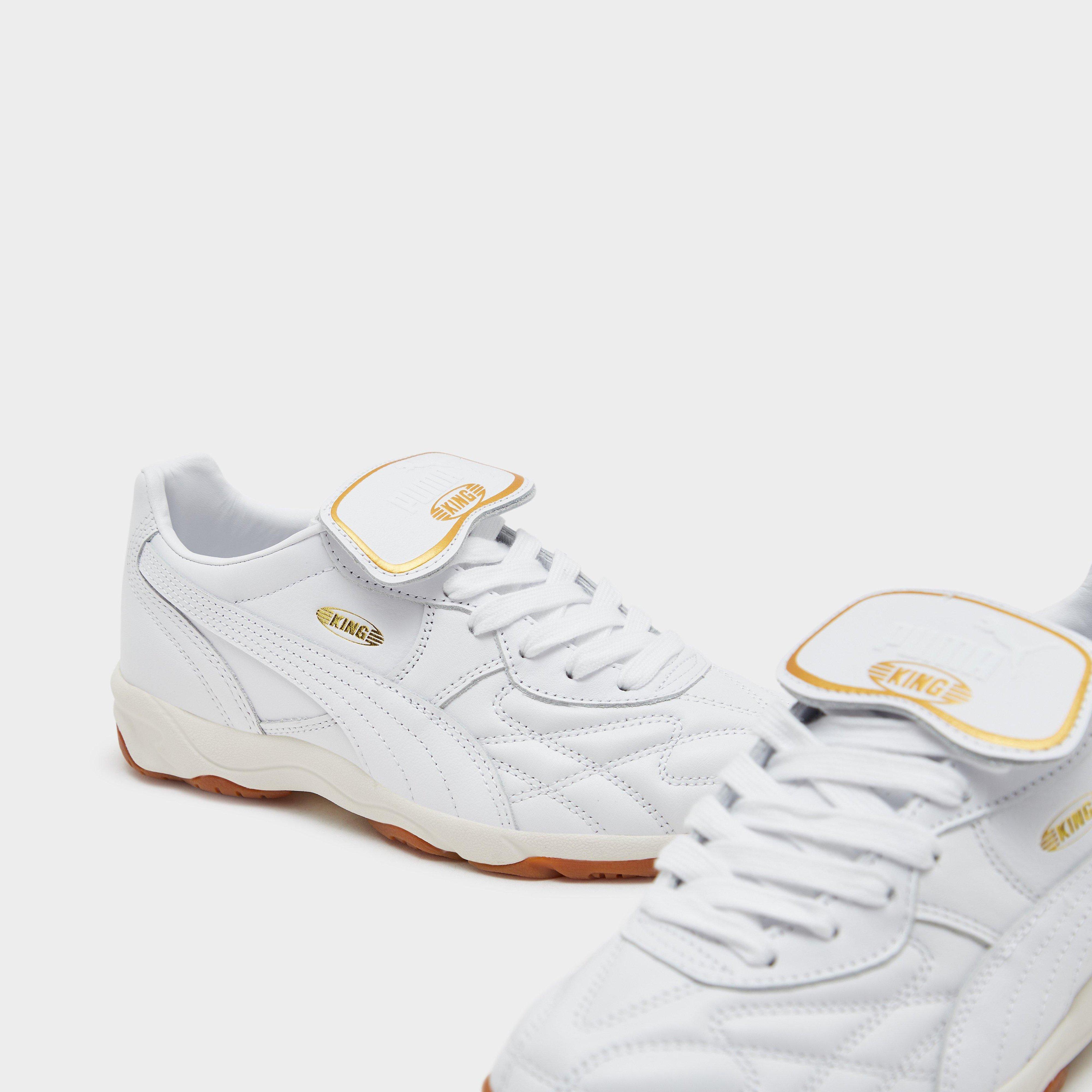 PUMA King Indoor