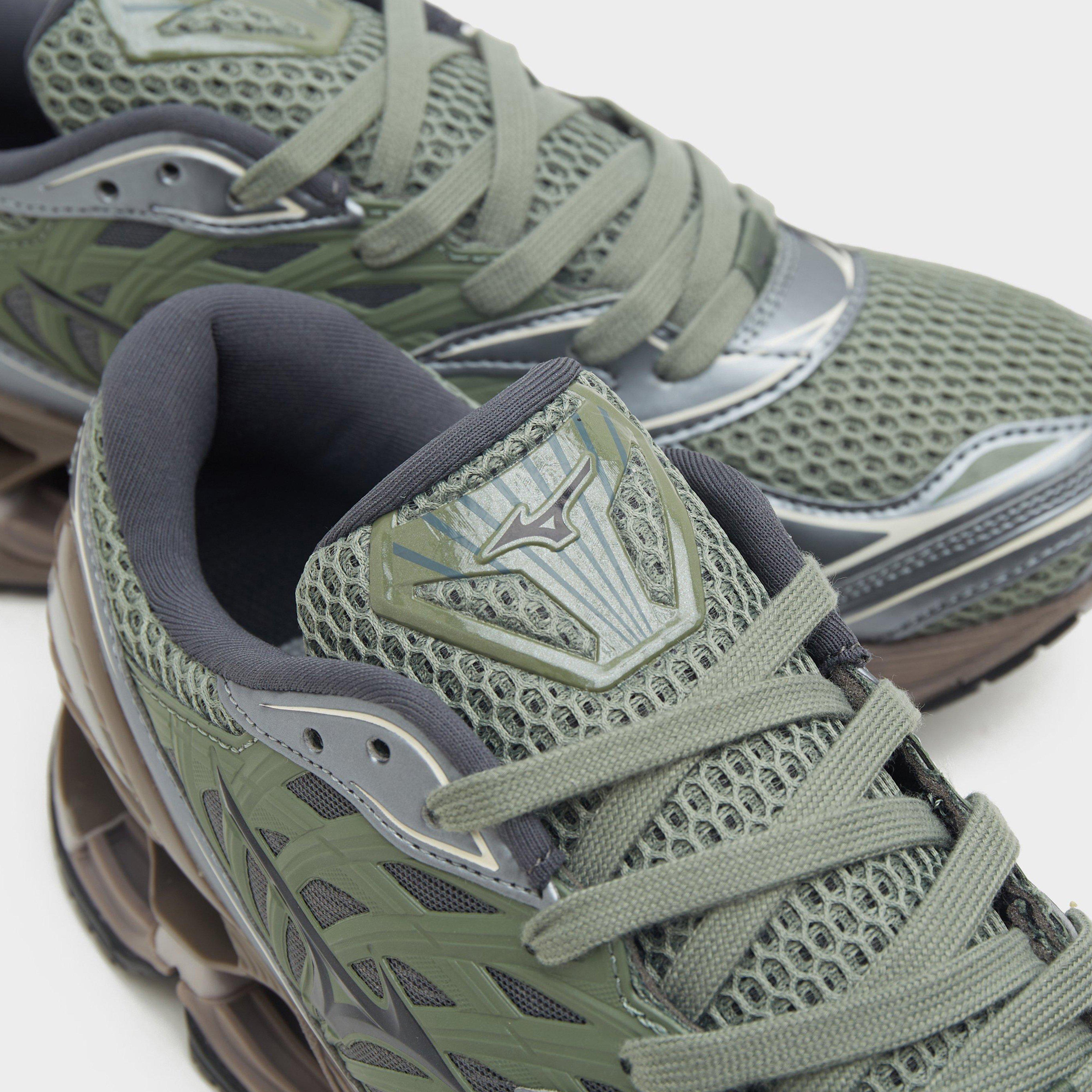 Mizuno Wave Prophecy LS