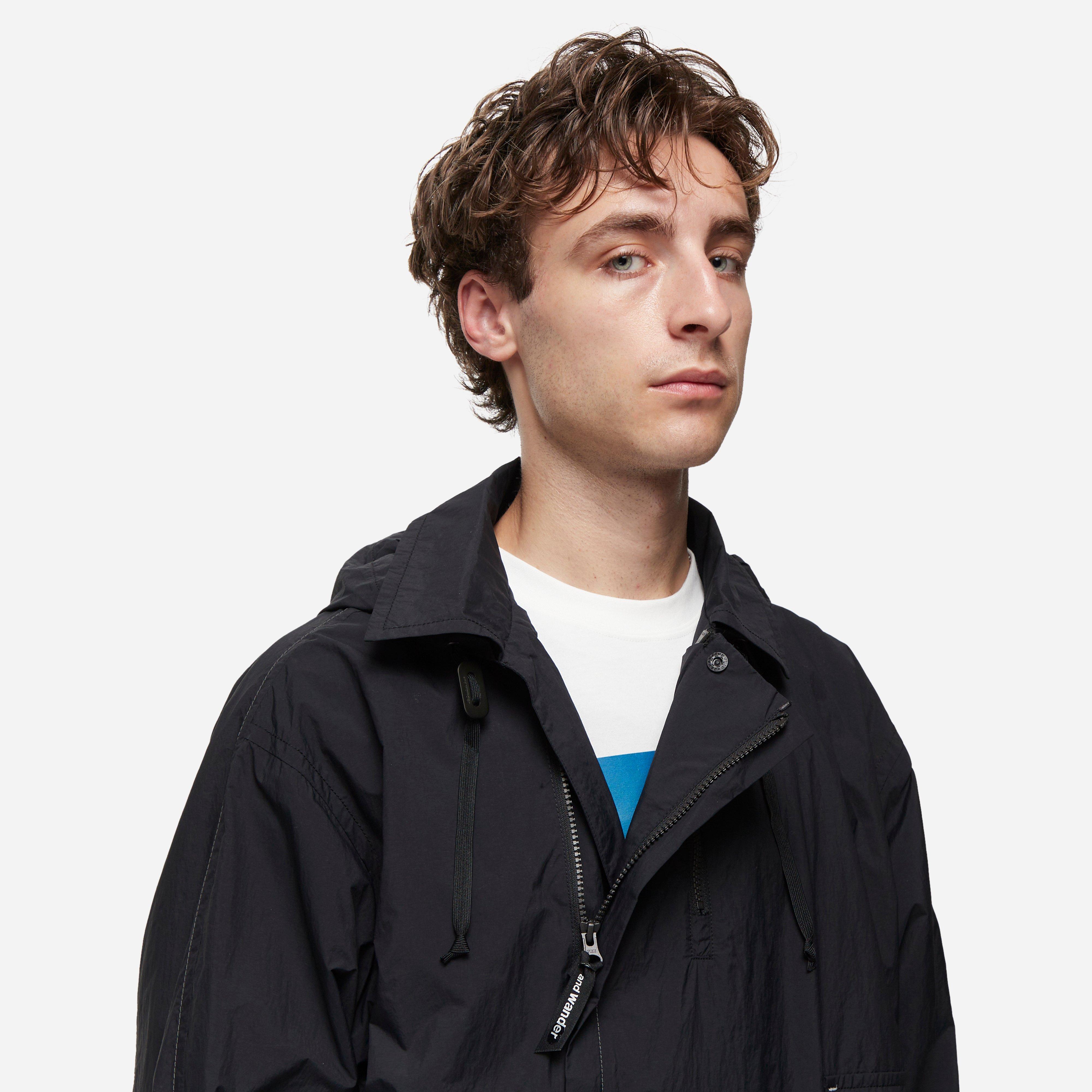 and wander Water Repellent Light Jacket