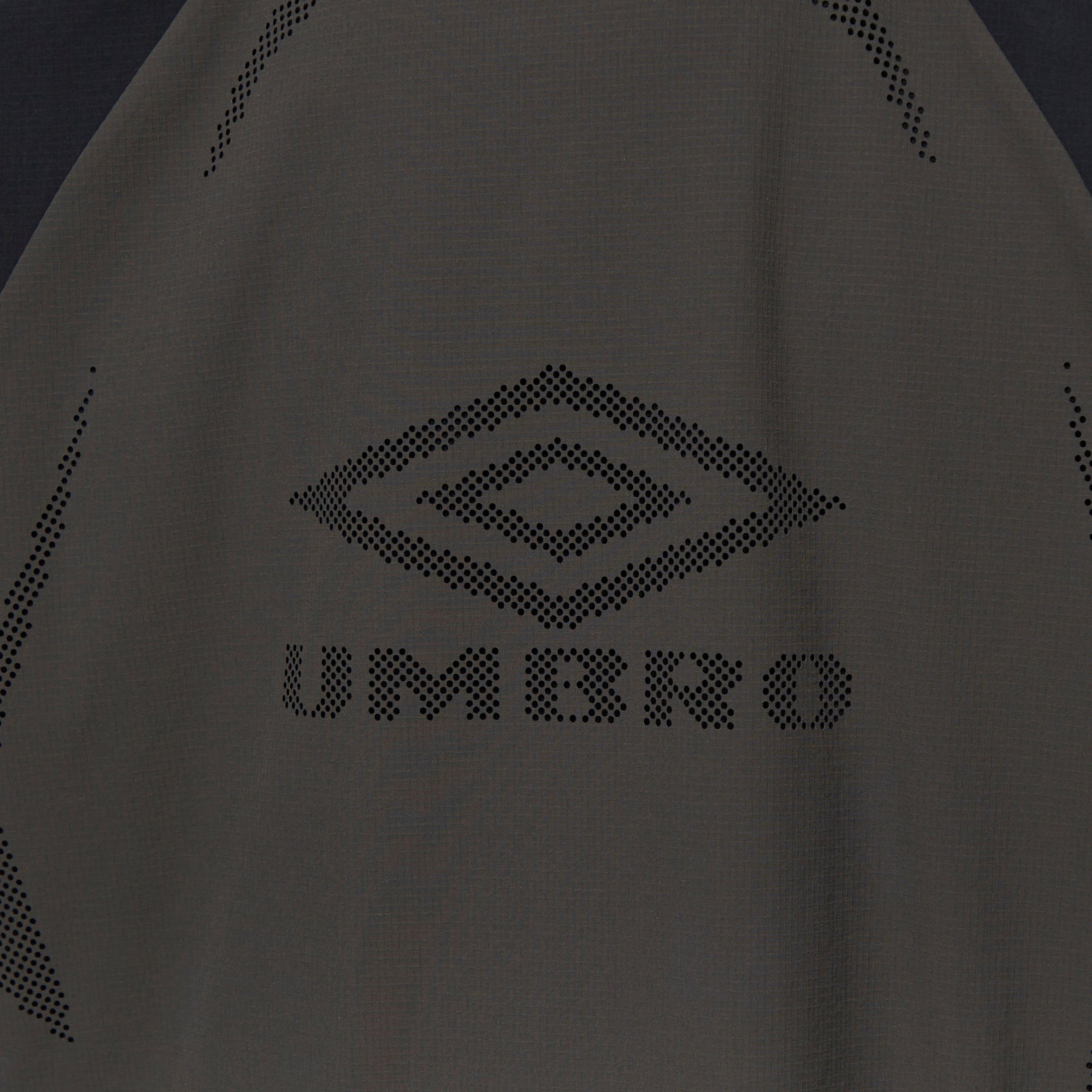 Umbro Lasered Nylon Crew Neck