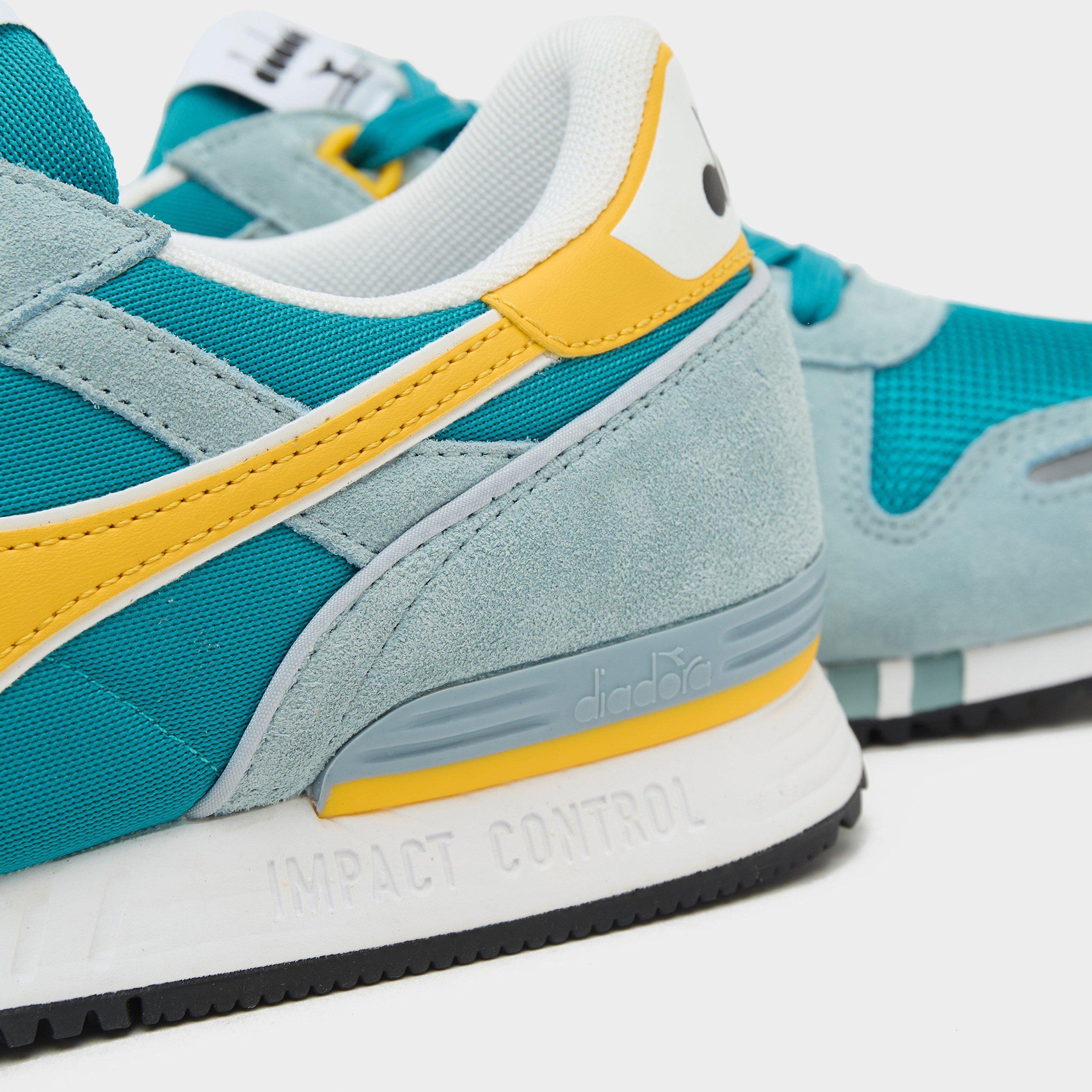 Diadora Titan