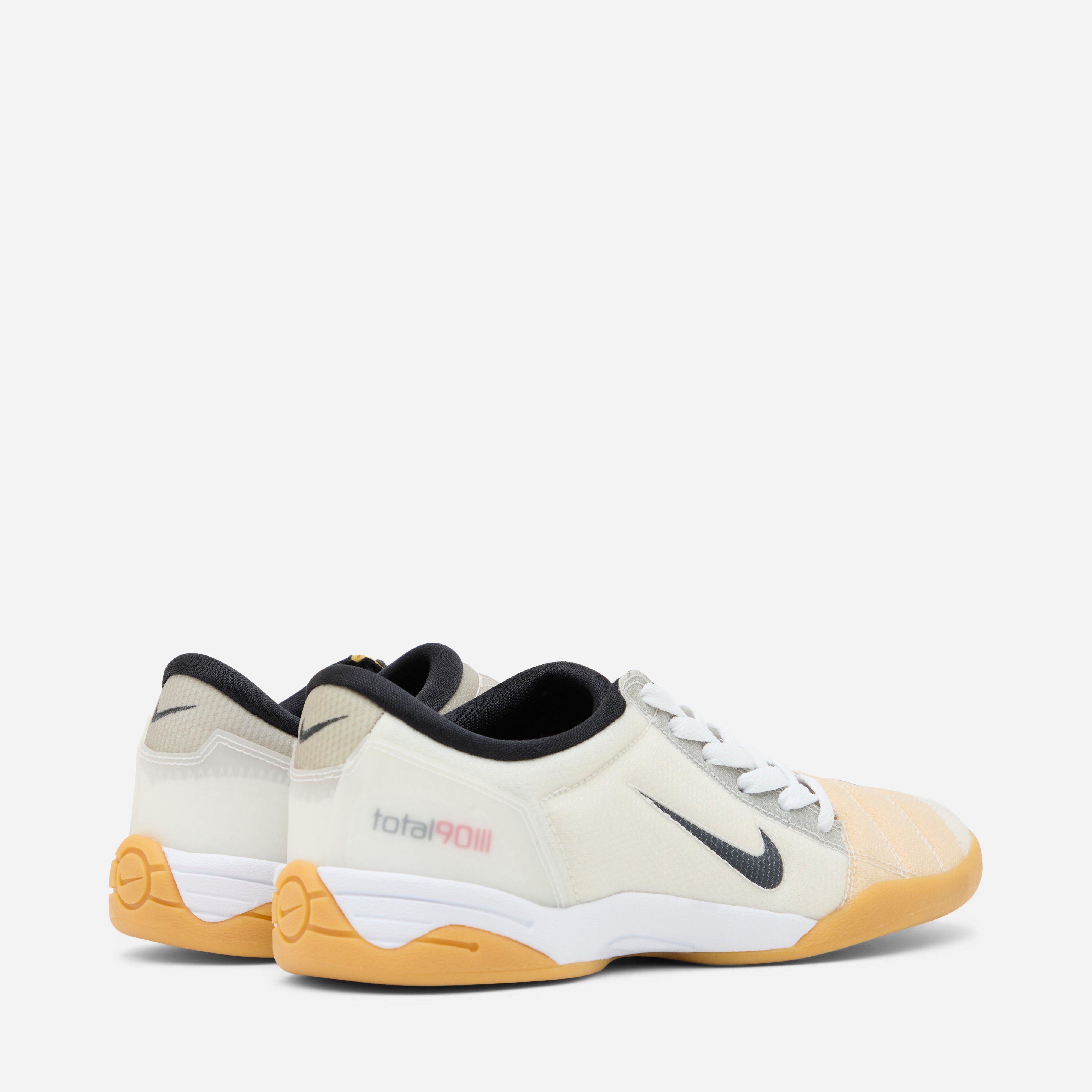 Nike Total 90 III