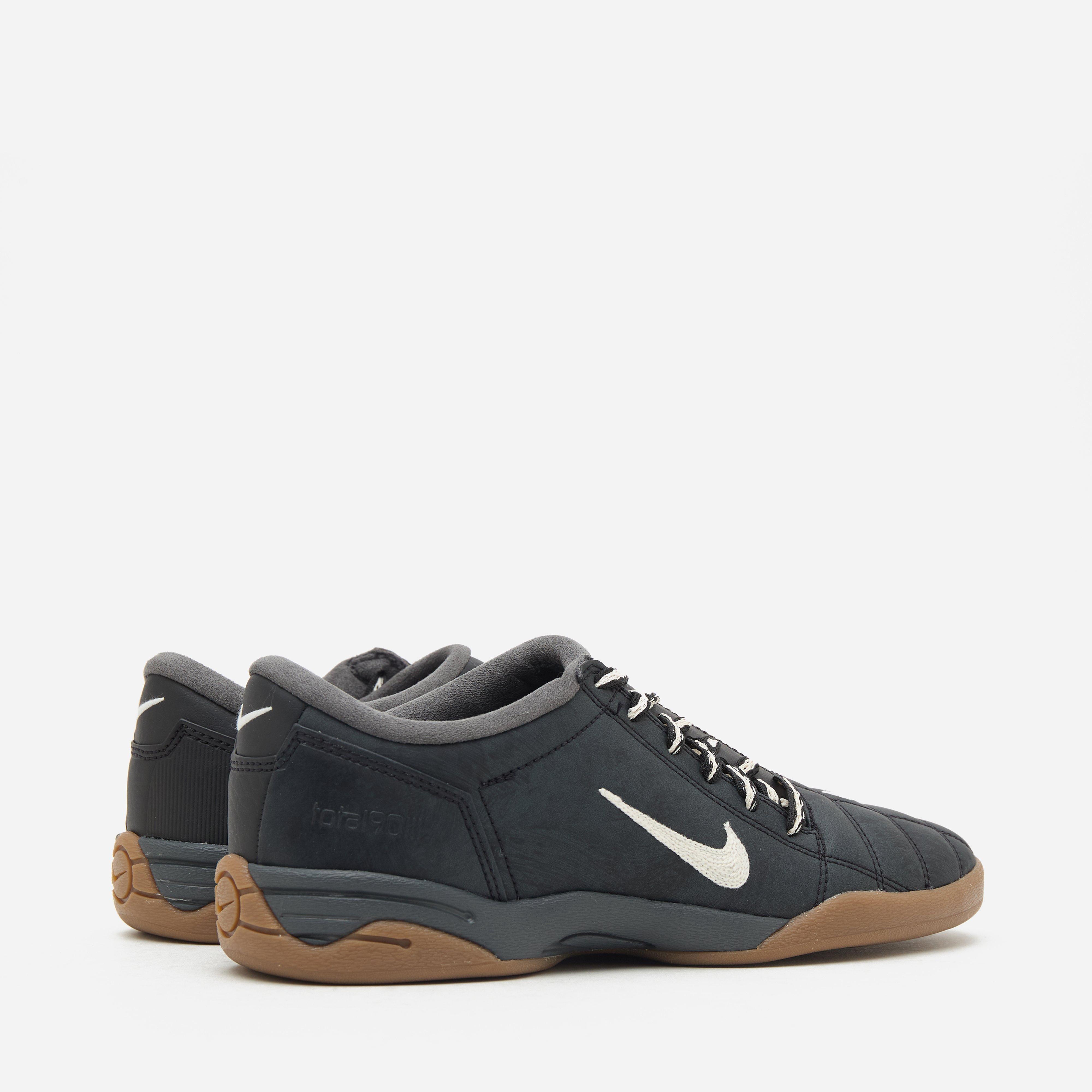 Nike Total 90 Women's