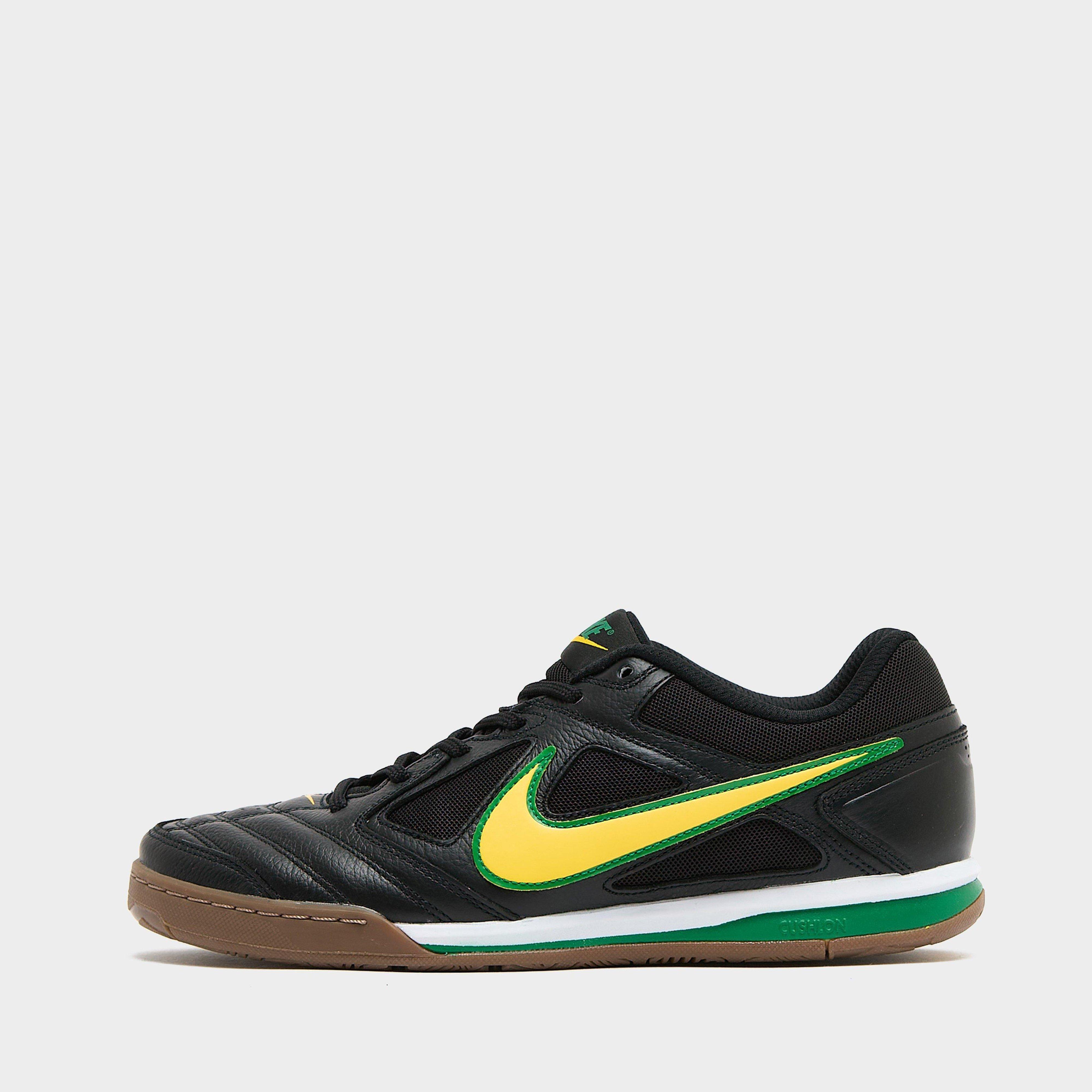 Nike Gato