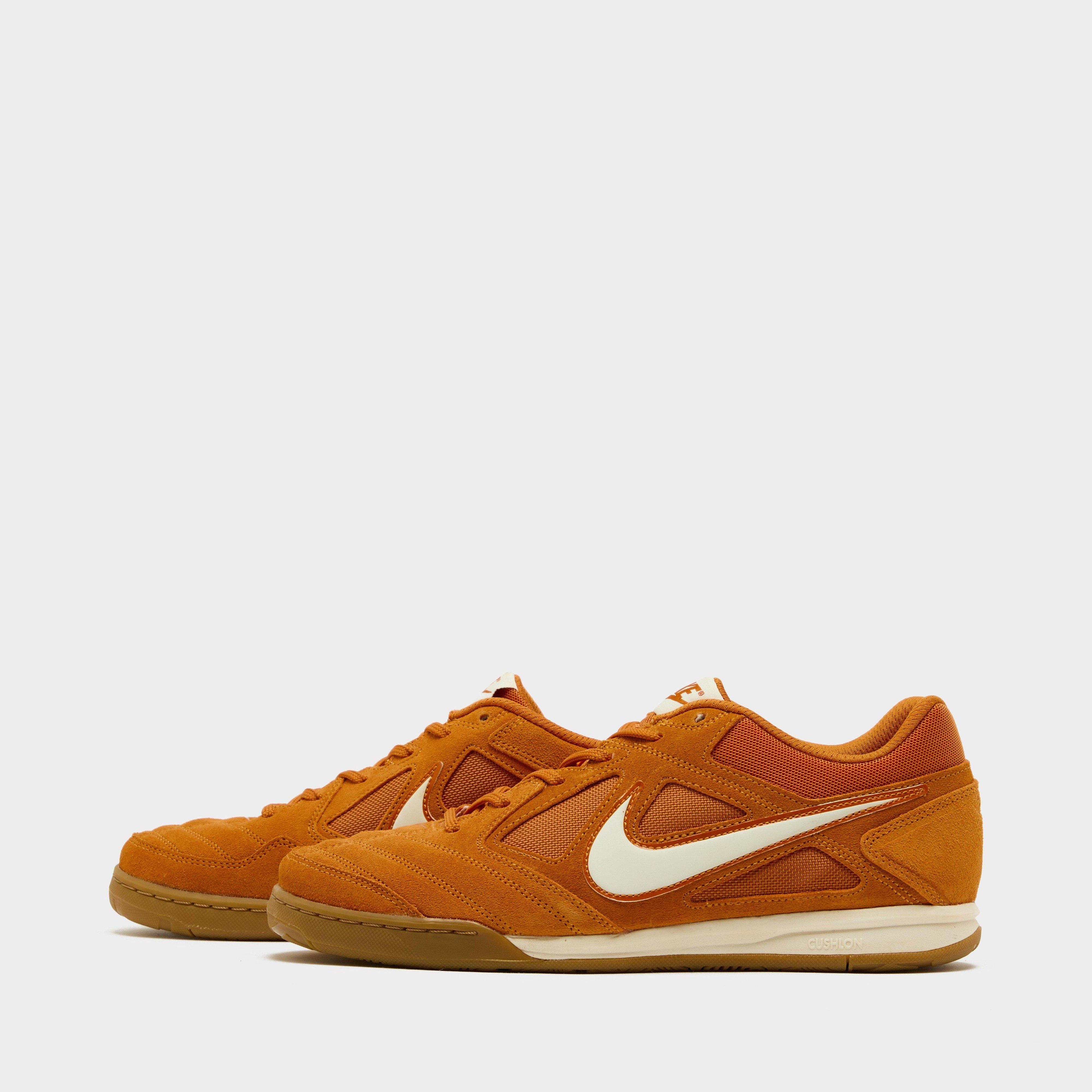 Nike Gato