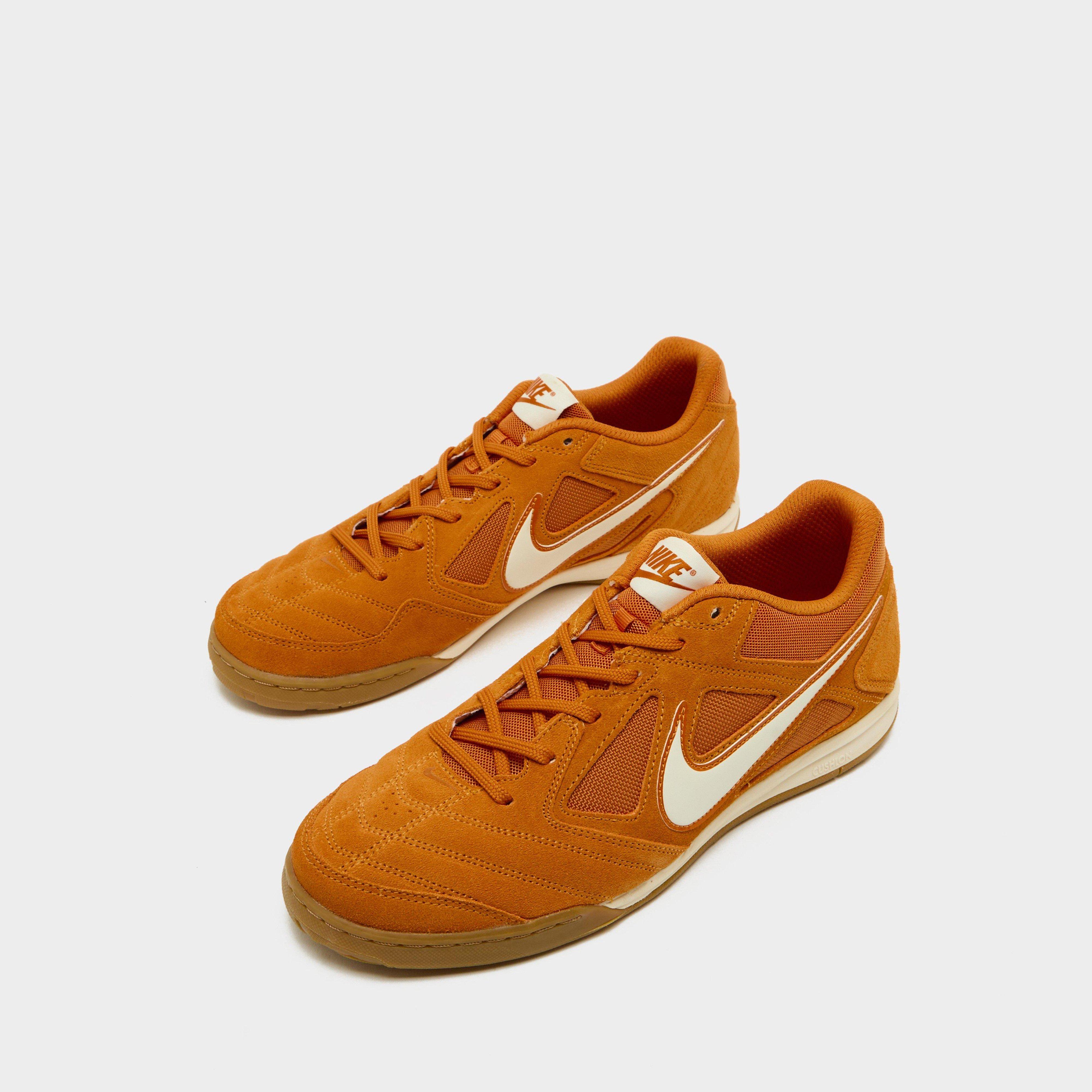 Nike Gato