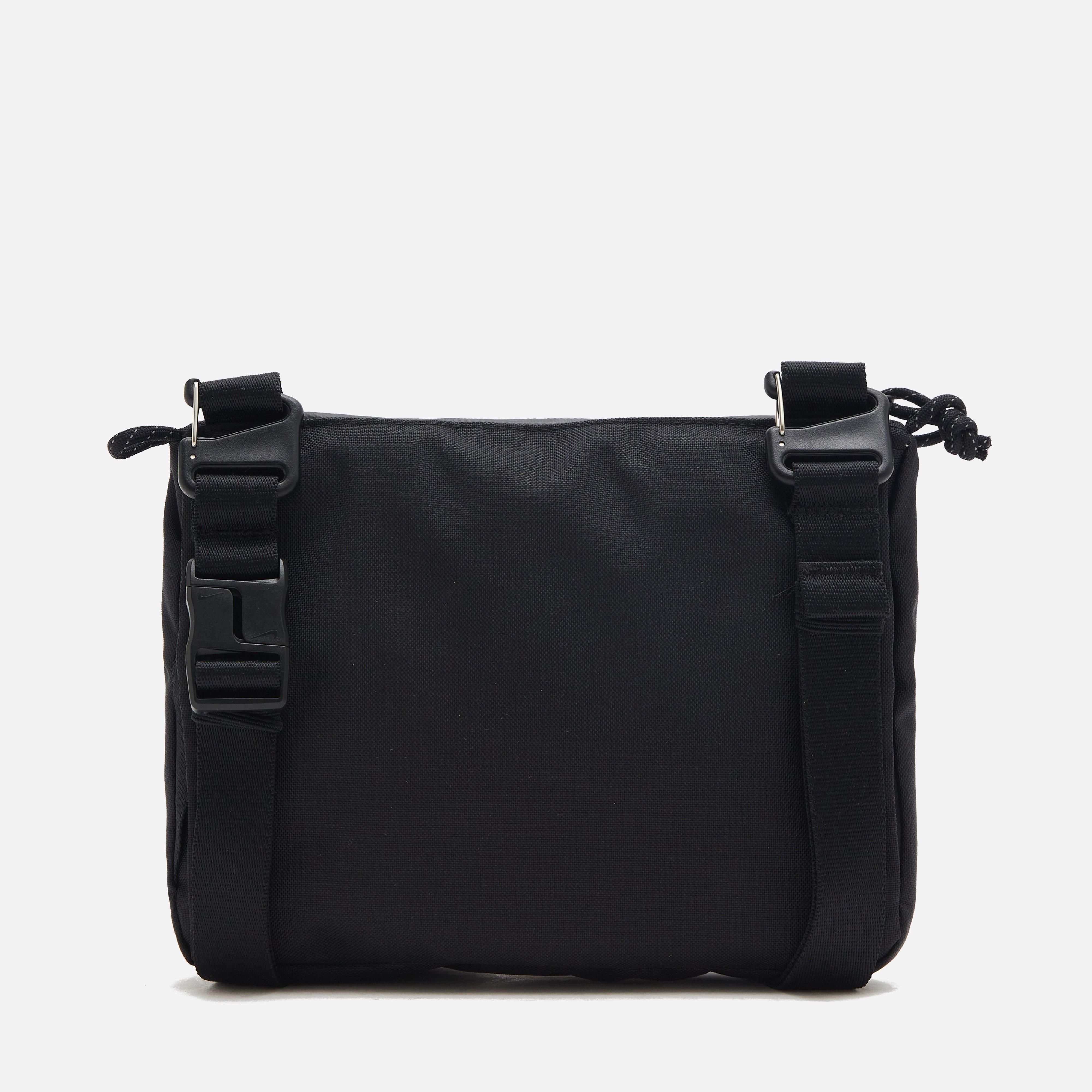 Nike ACG 'DAYMAX' Cross-Body Bag