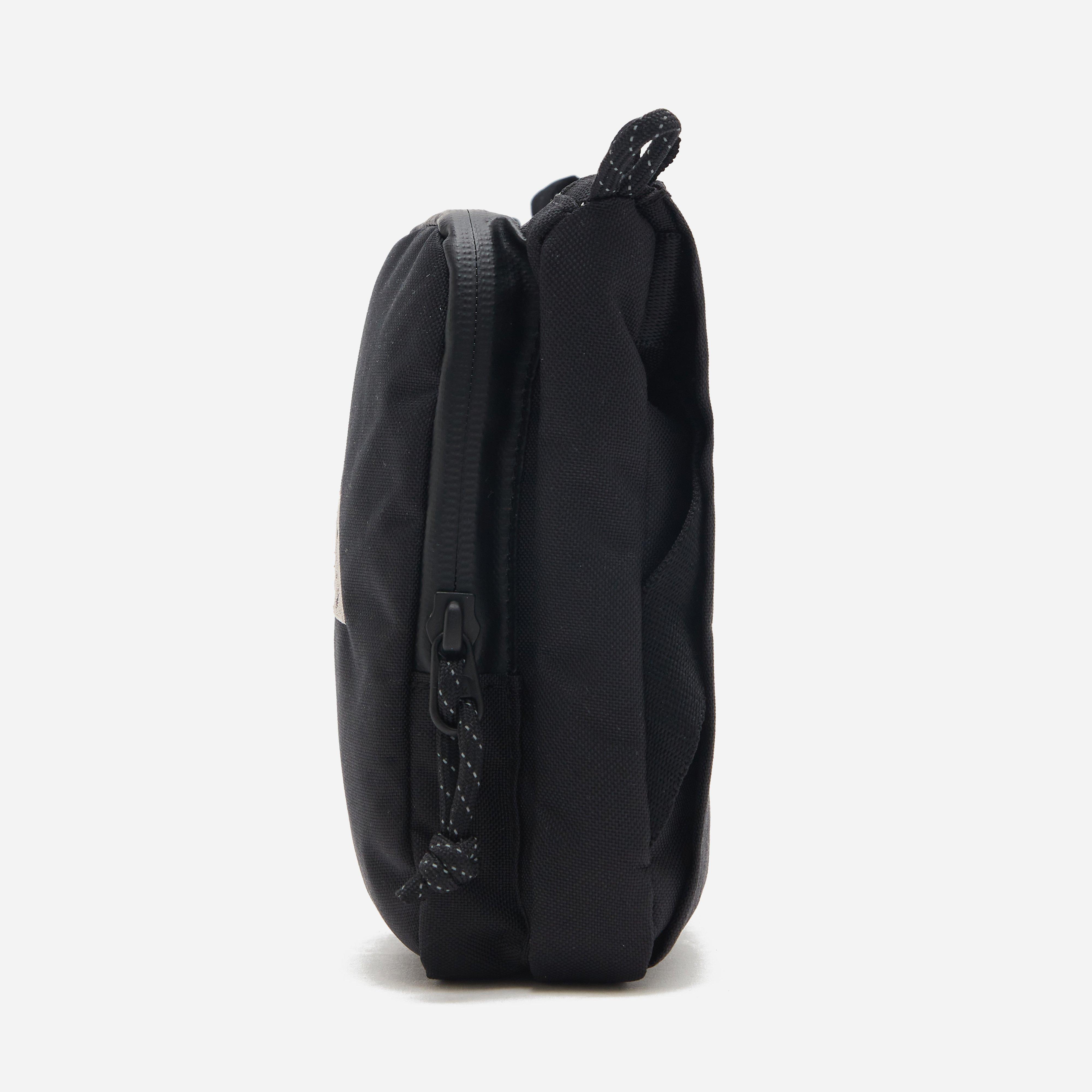 Nike ACG 'DAYMAX' Cross-Body Bag