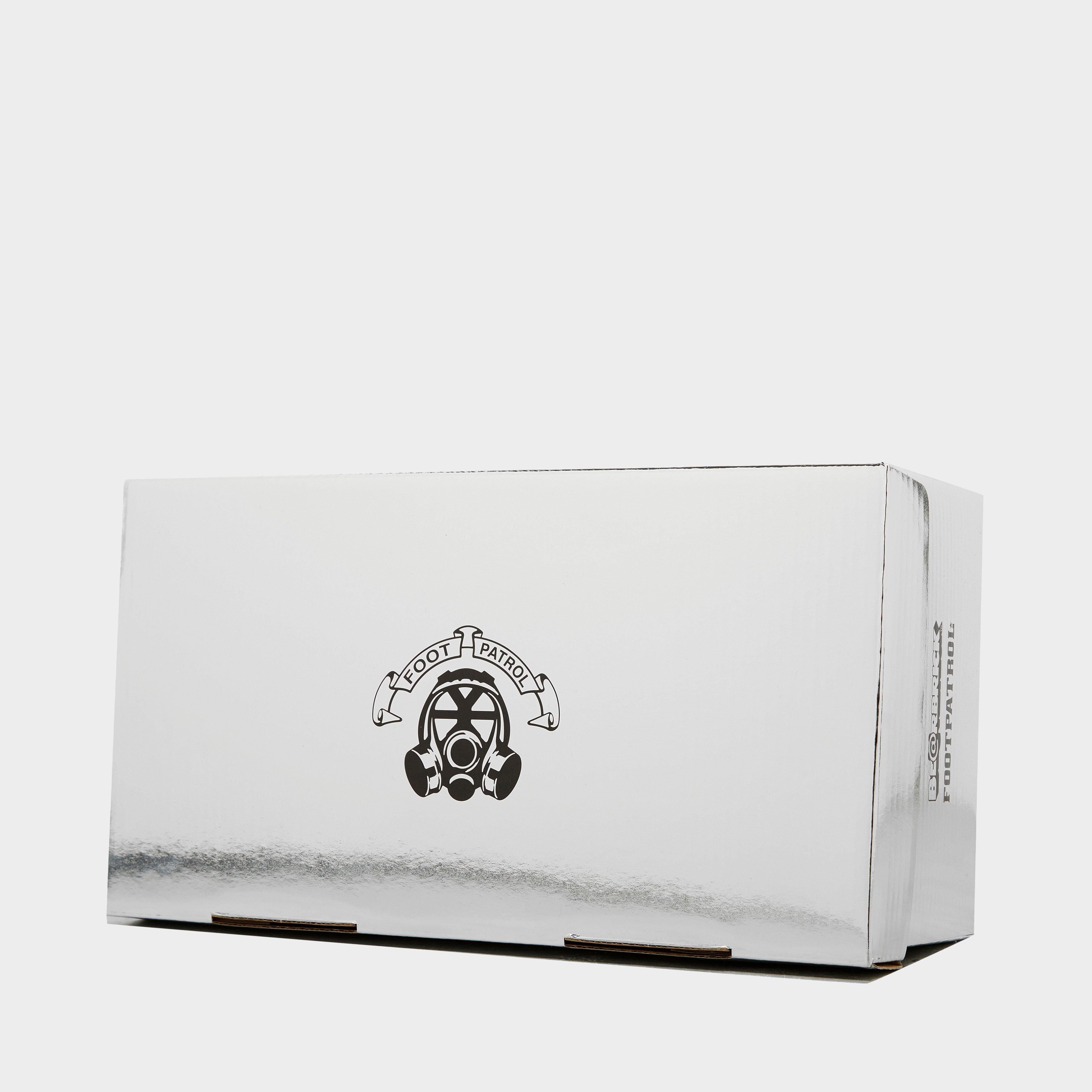 Medicom x Footpatrol BE@RBRICK 400%