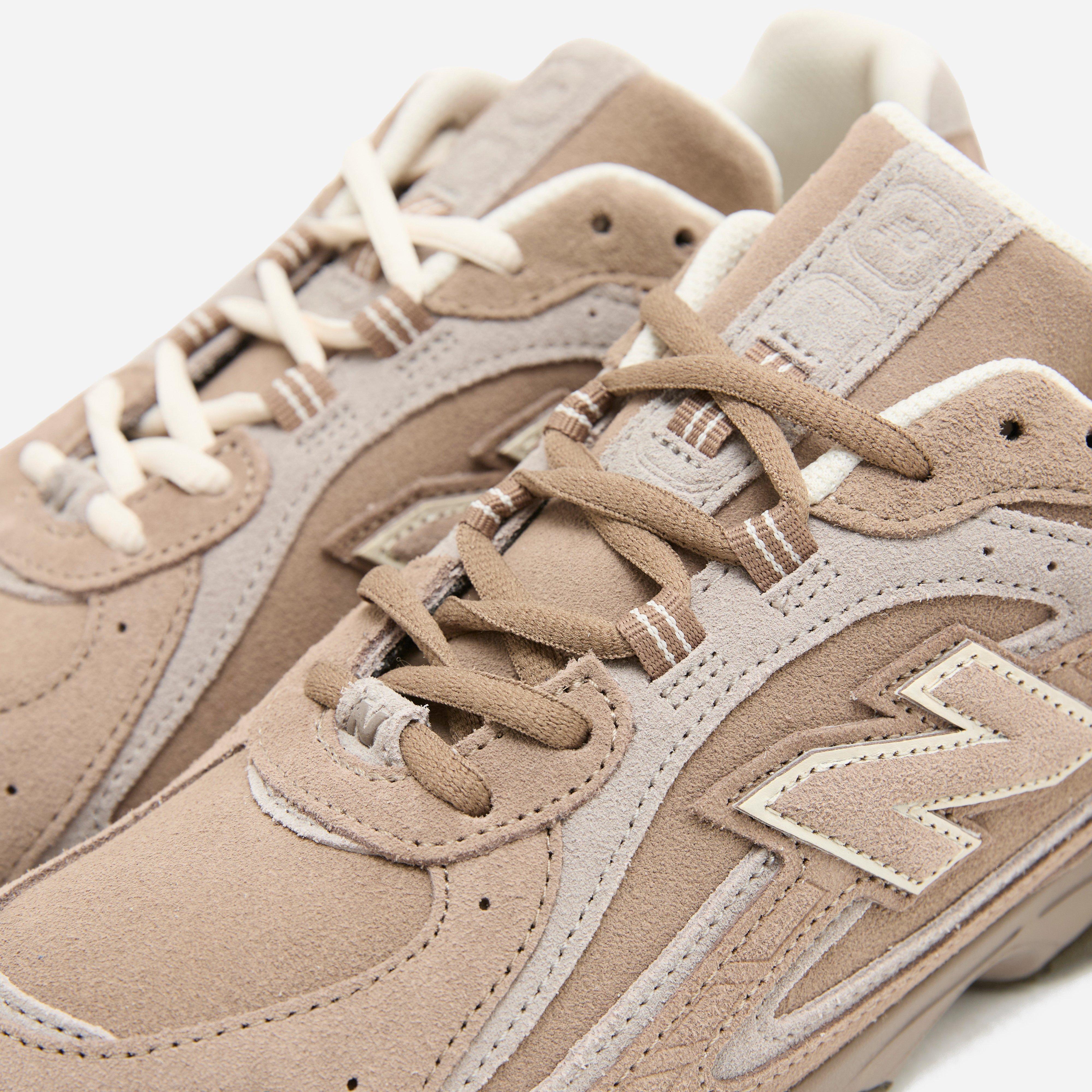 New Balance 204L Women's