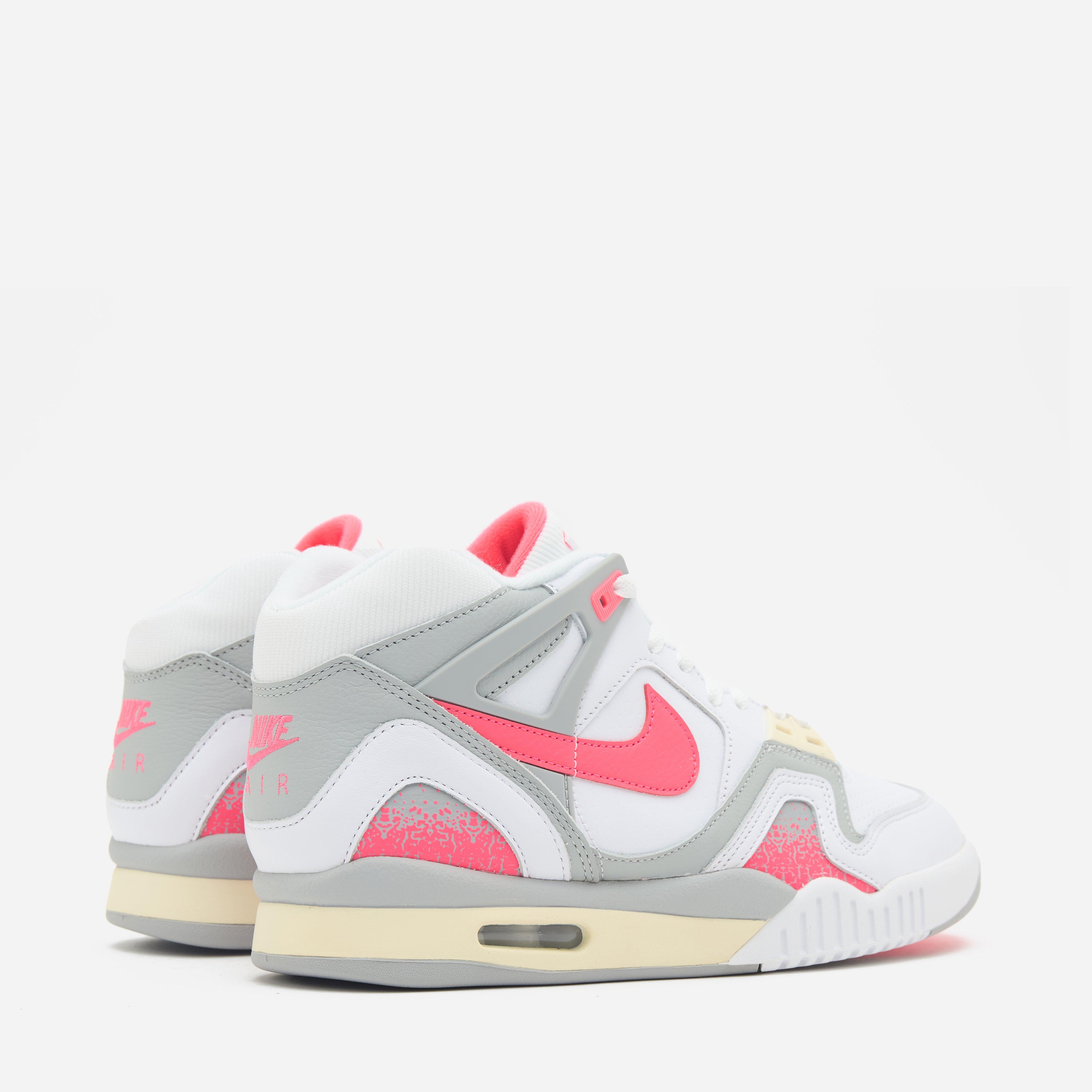 Nike Air Tech Challenge 2