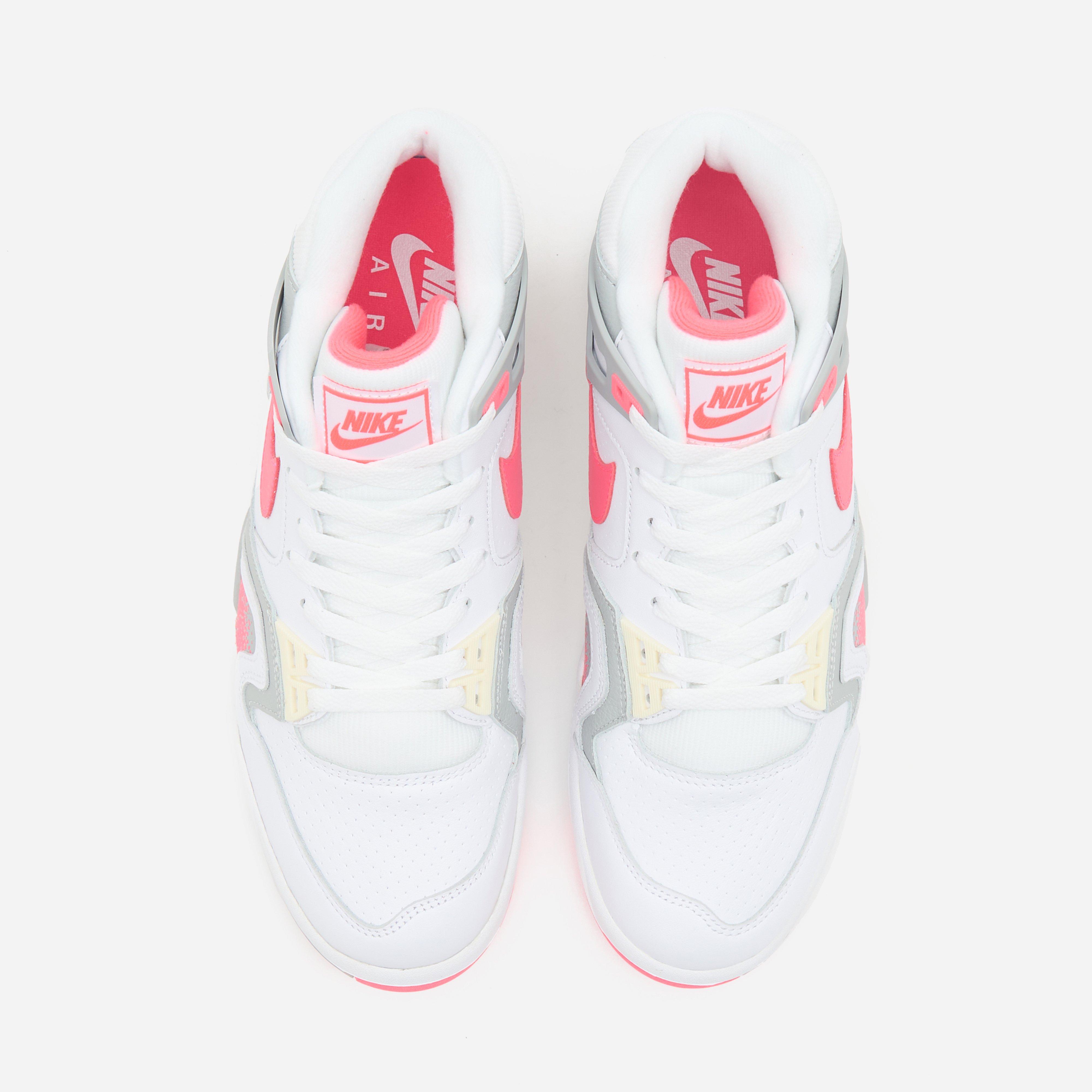 Nike Air Tech Challenge 2