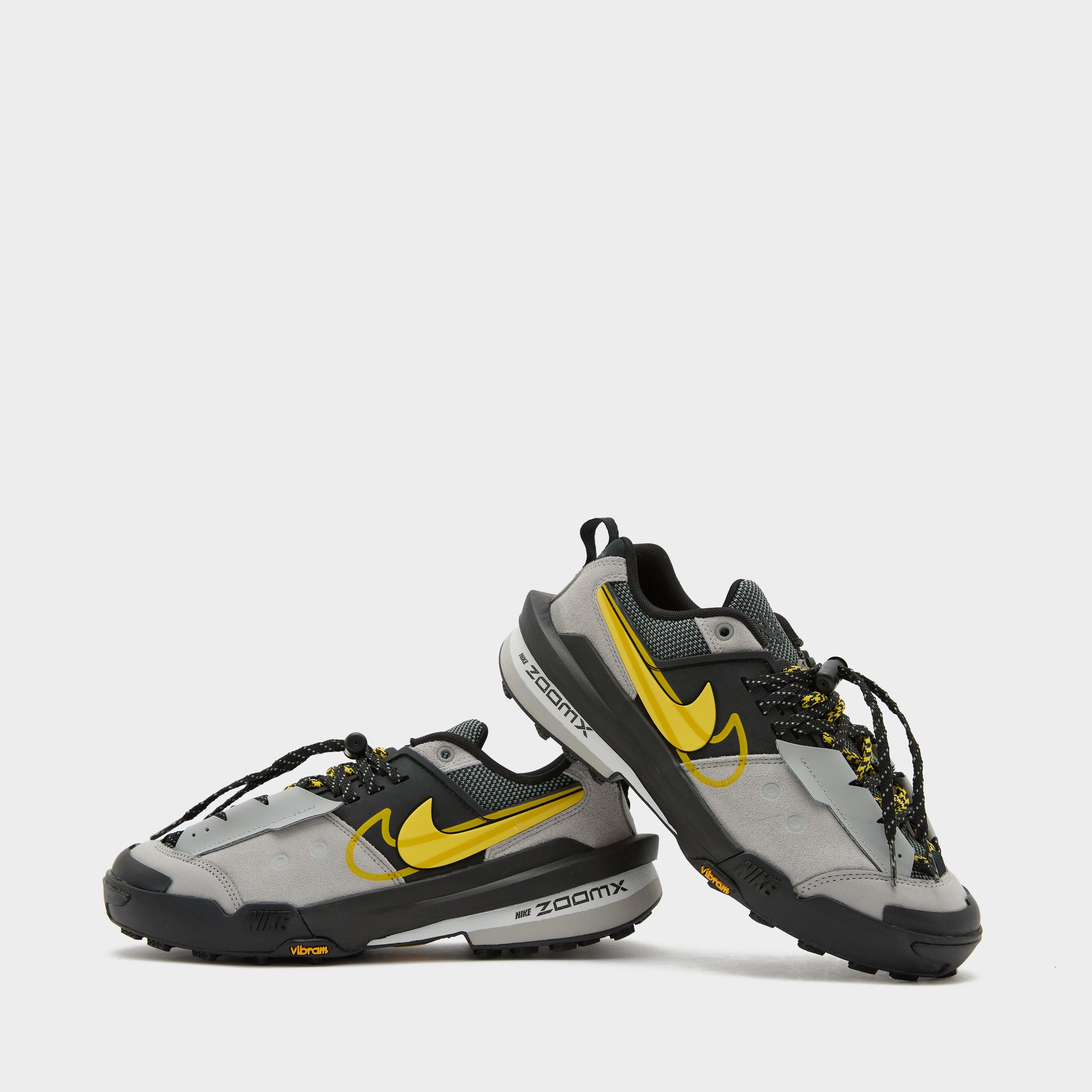 Nike x sacai Zegamadome Women's