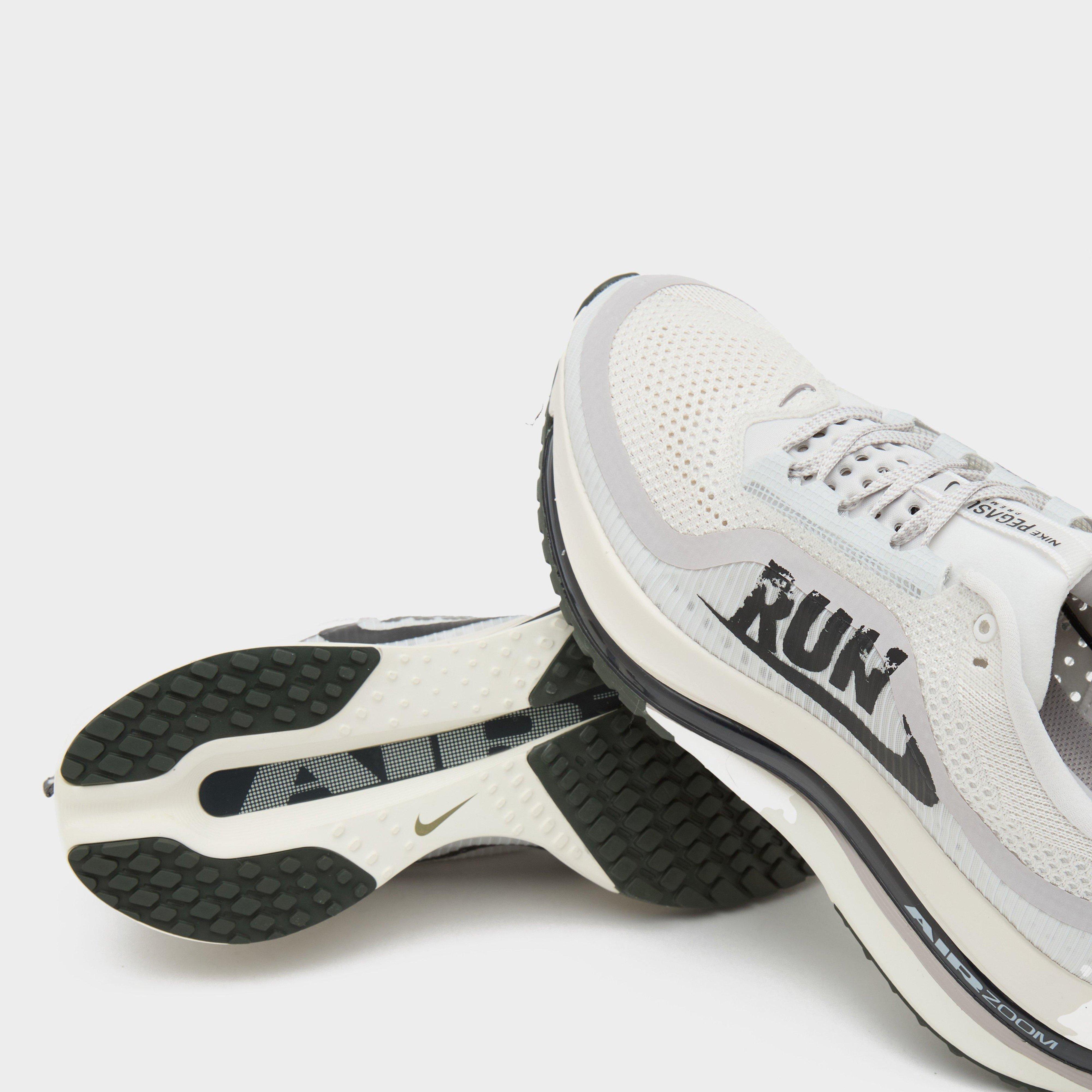 Nike Pegasus Premium