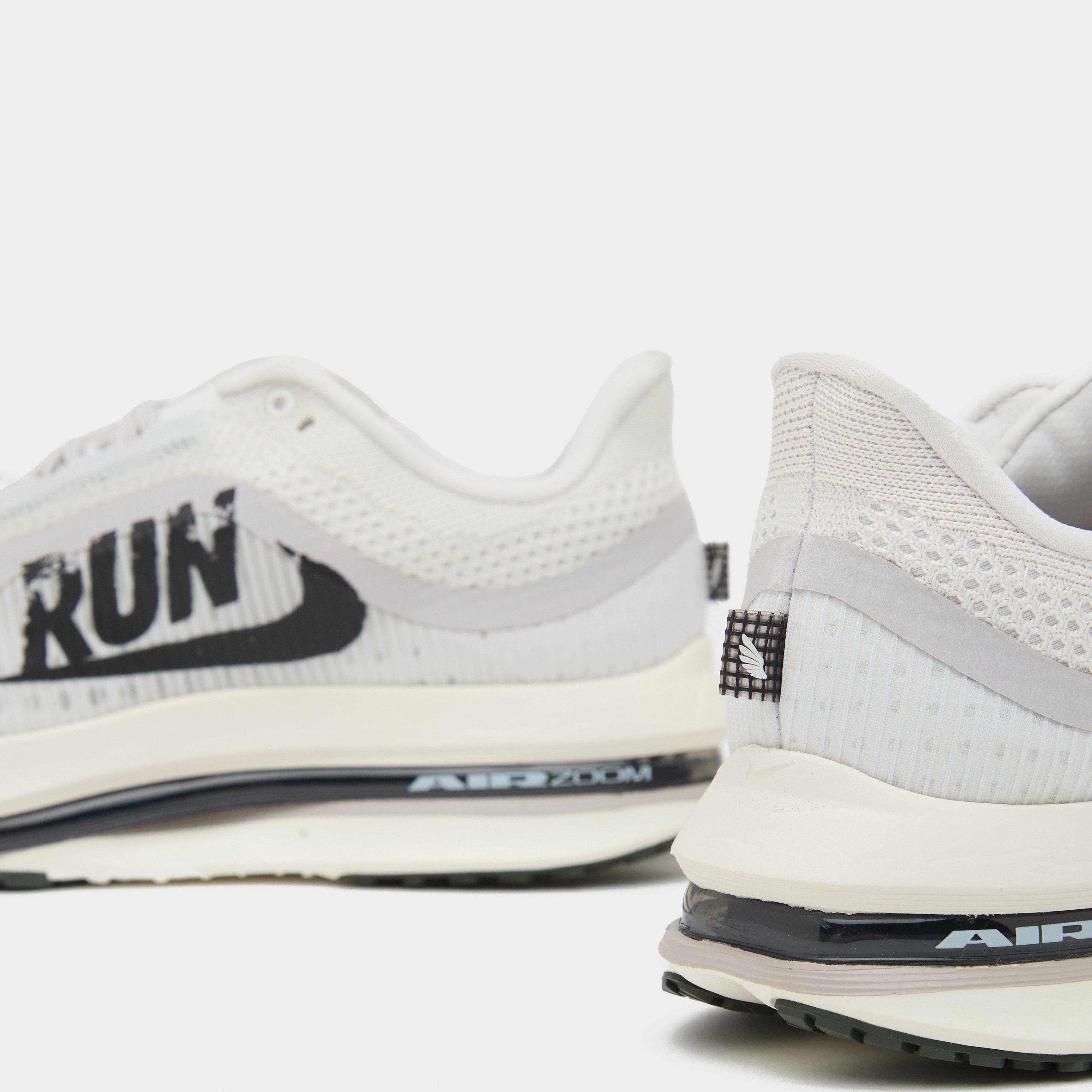 Nike Pegasus Premium