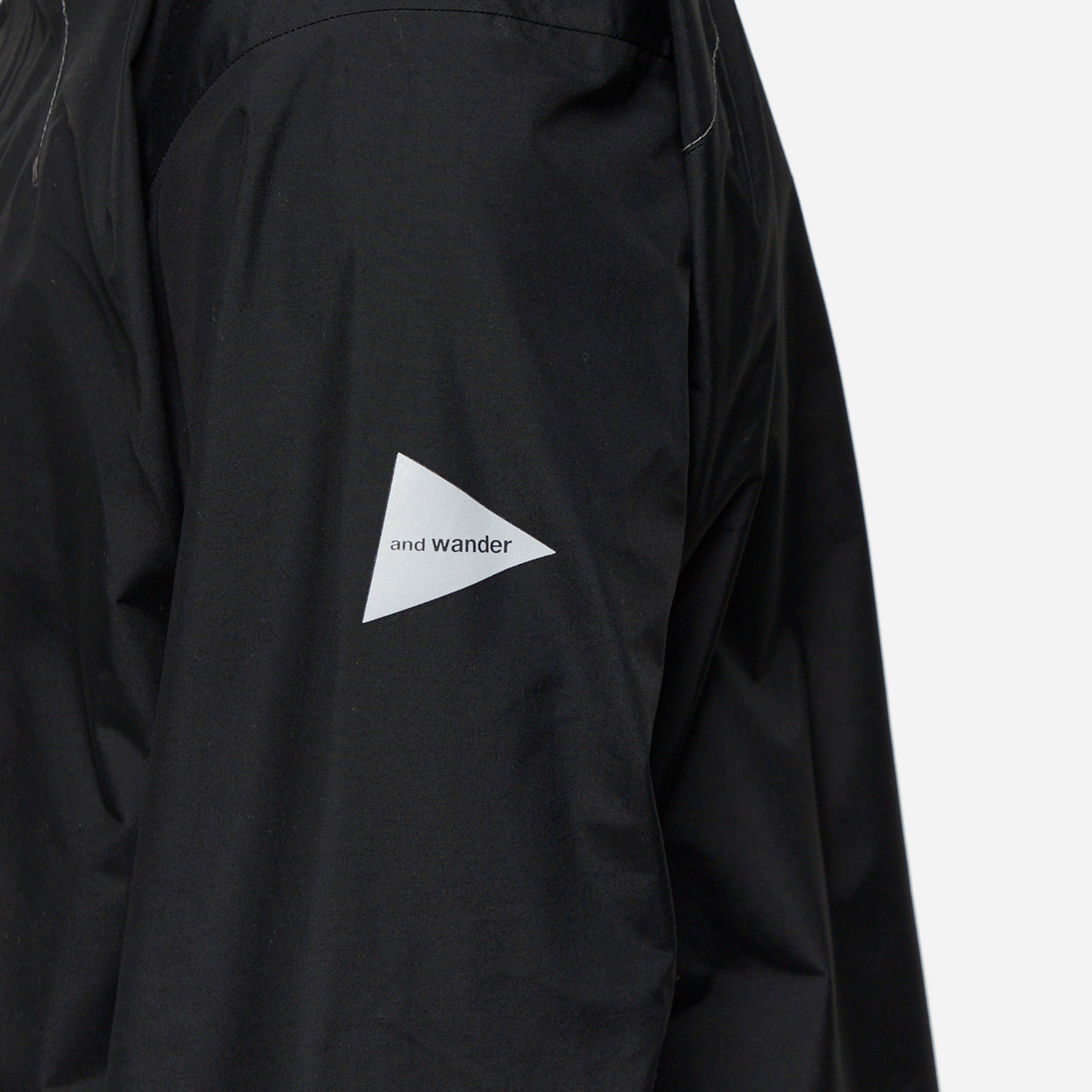 and wander 2.5L Hiker Rain Jacket