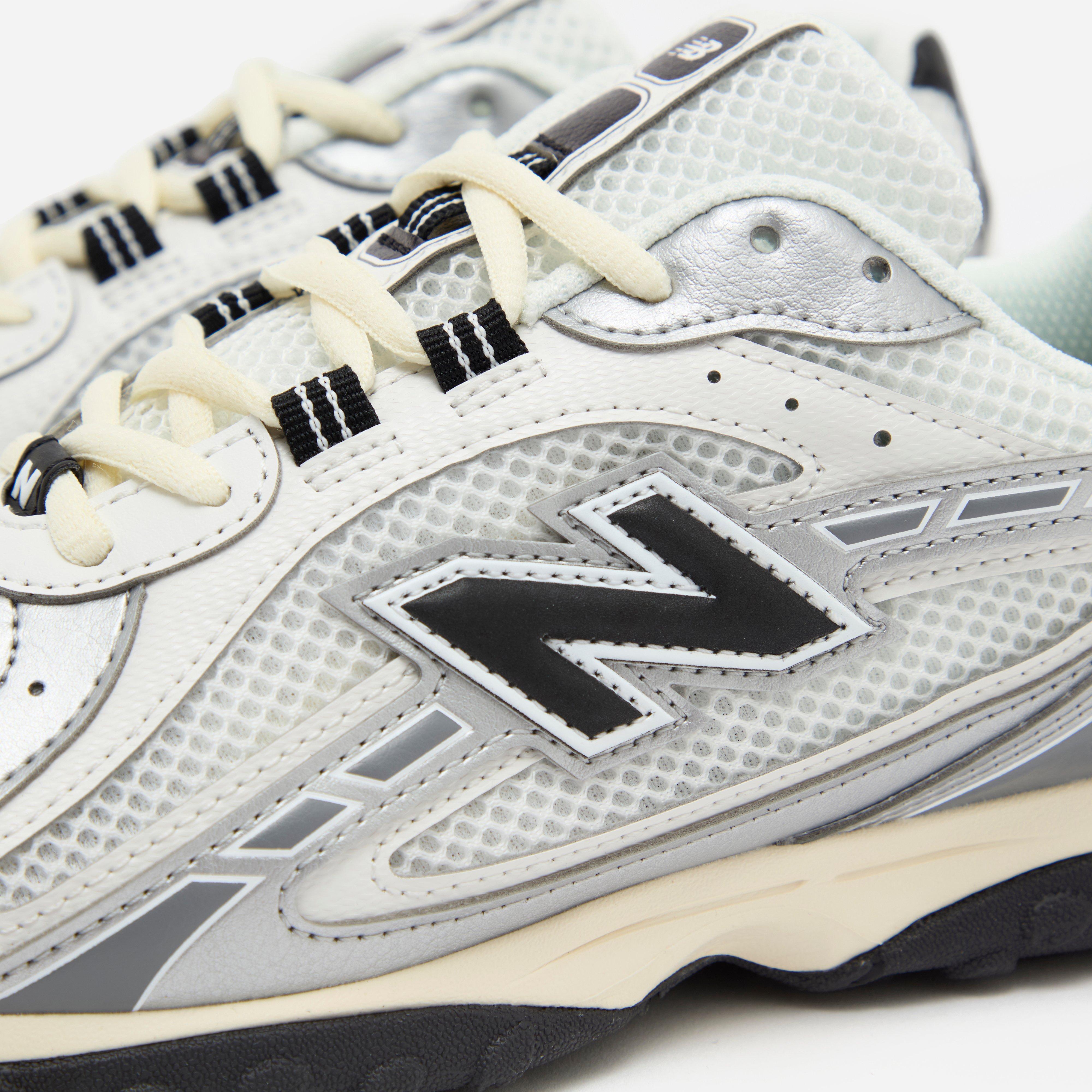 New Balance 204L Women's