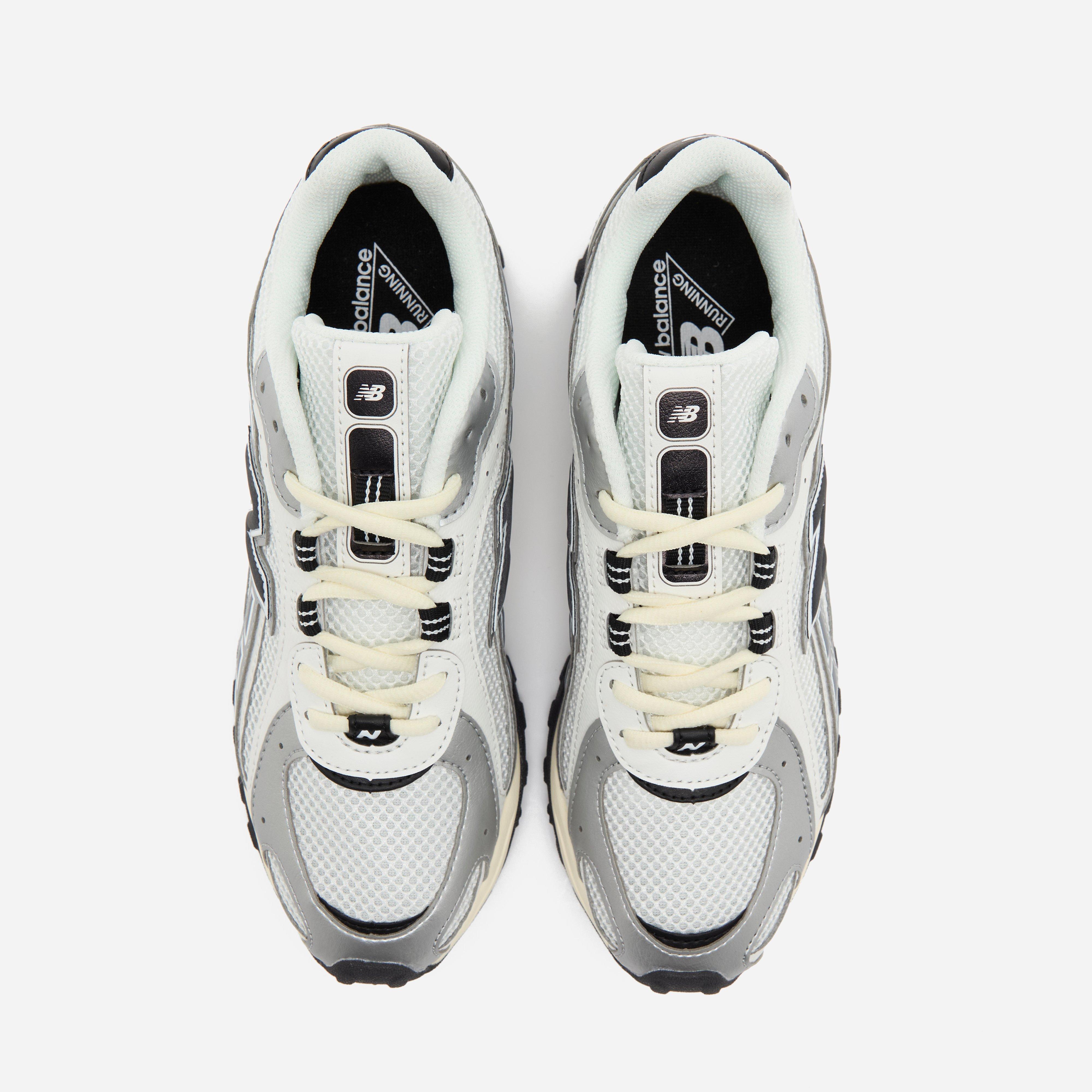 New Balance 204L Women's