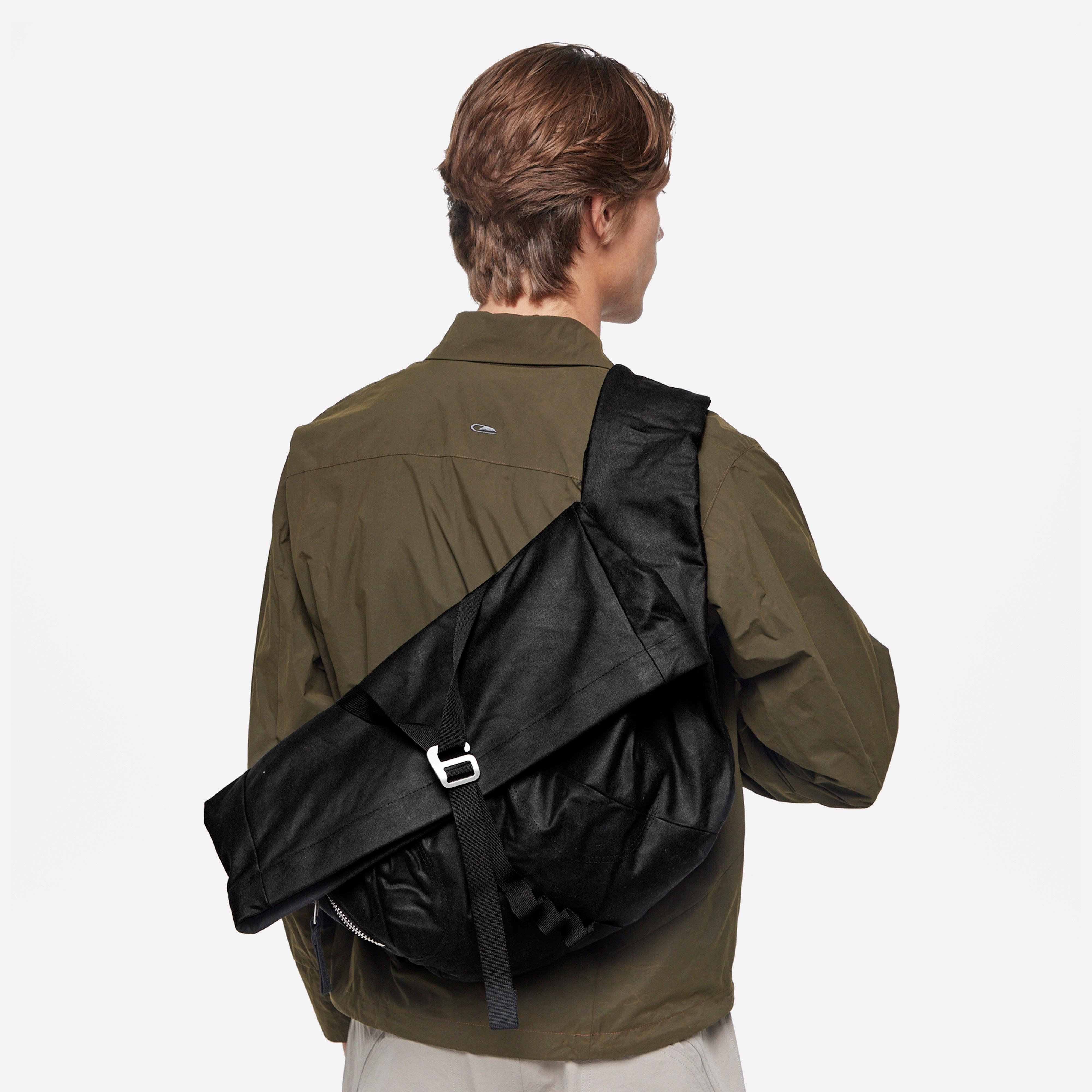 Colin Meredith Bubble Roll Bag