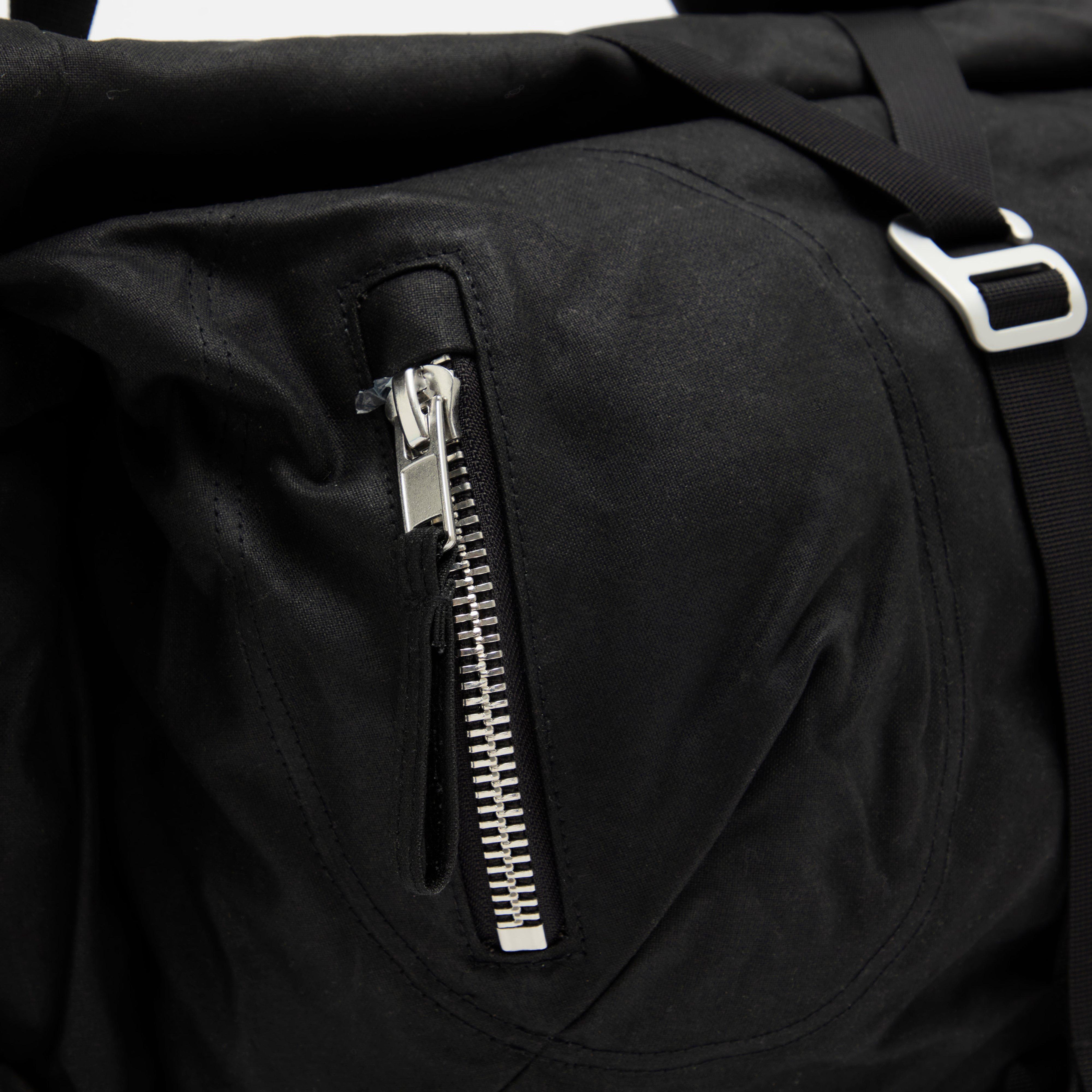 Colin Meredith Bubble Roll Bag