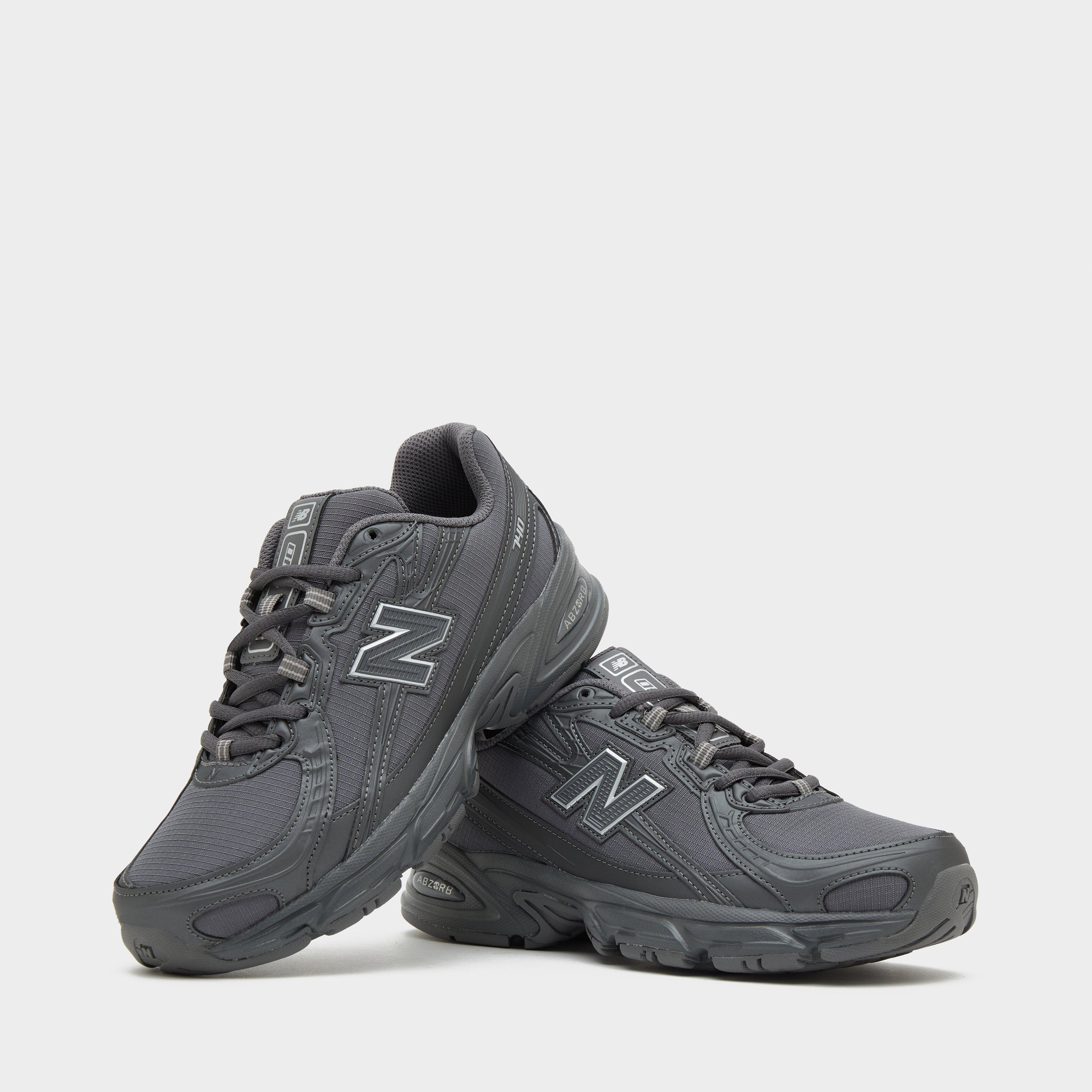 New Balance 740 Women's