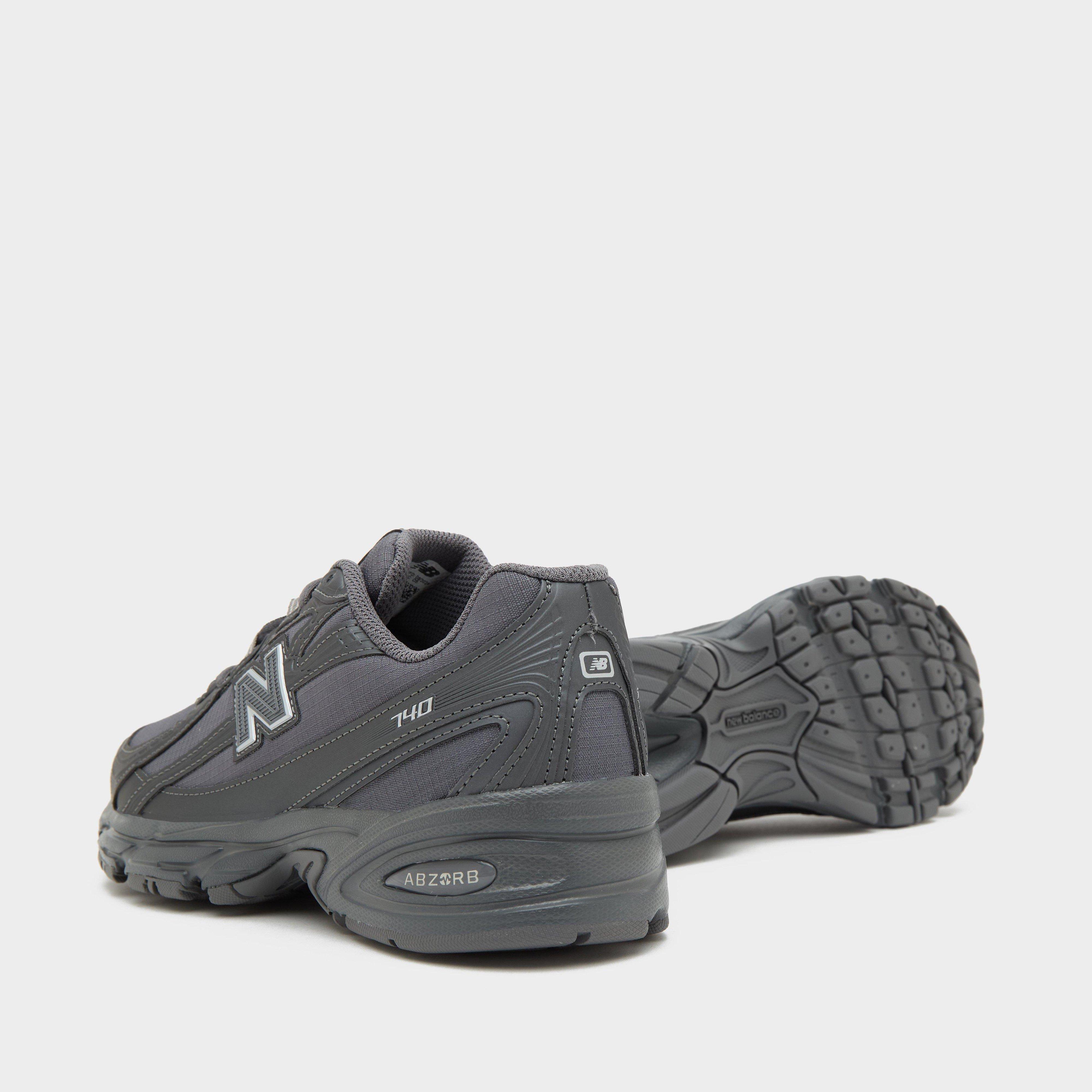 New Balance 740 Women's