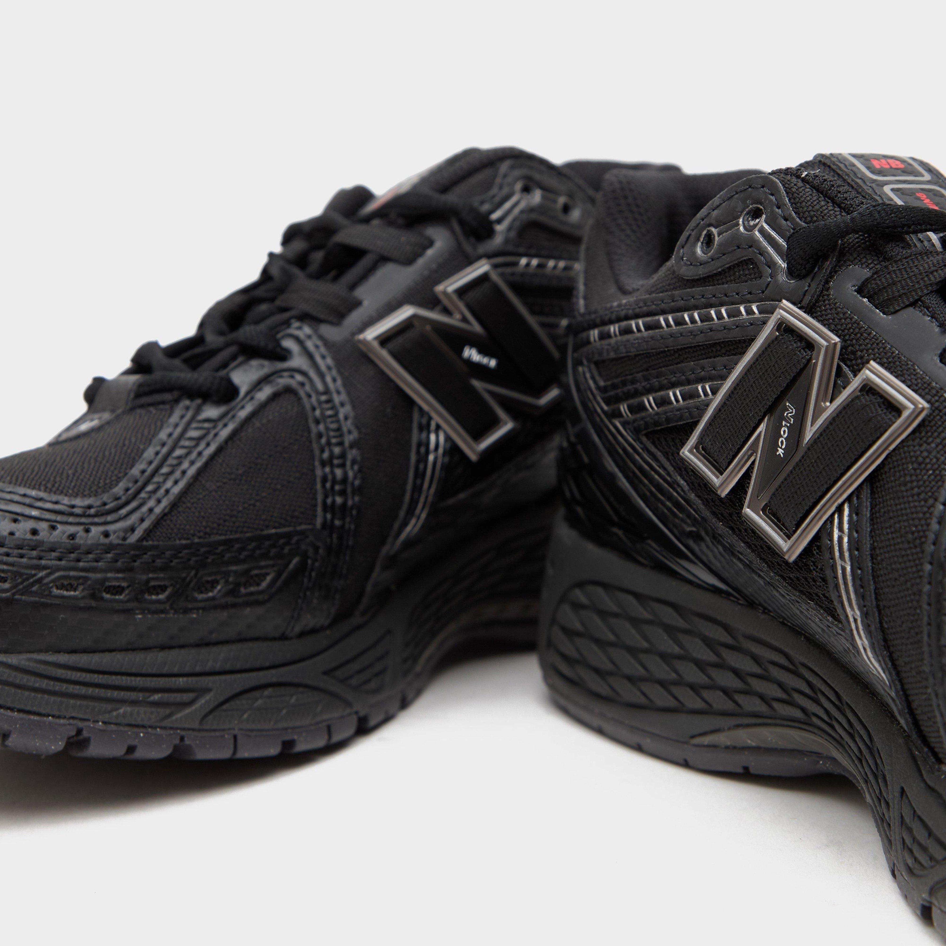 New Balance 1906R
