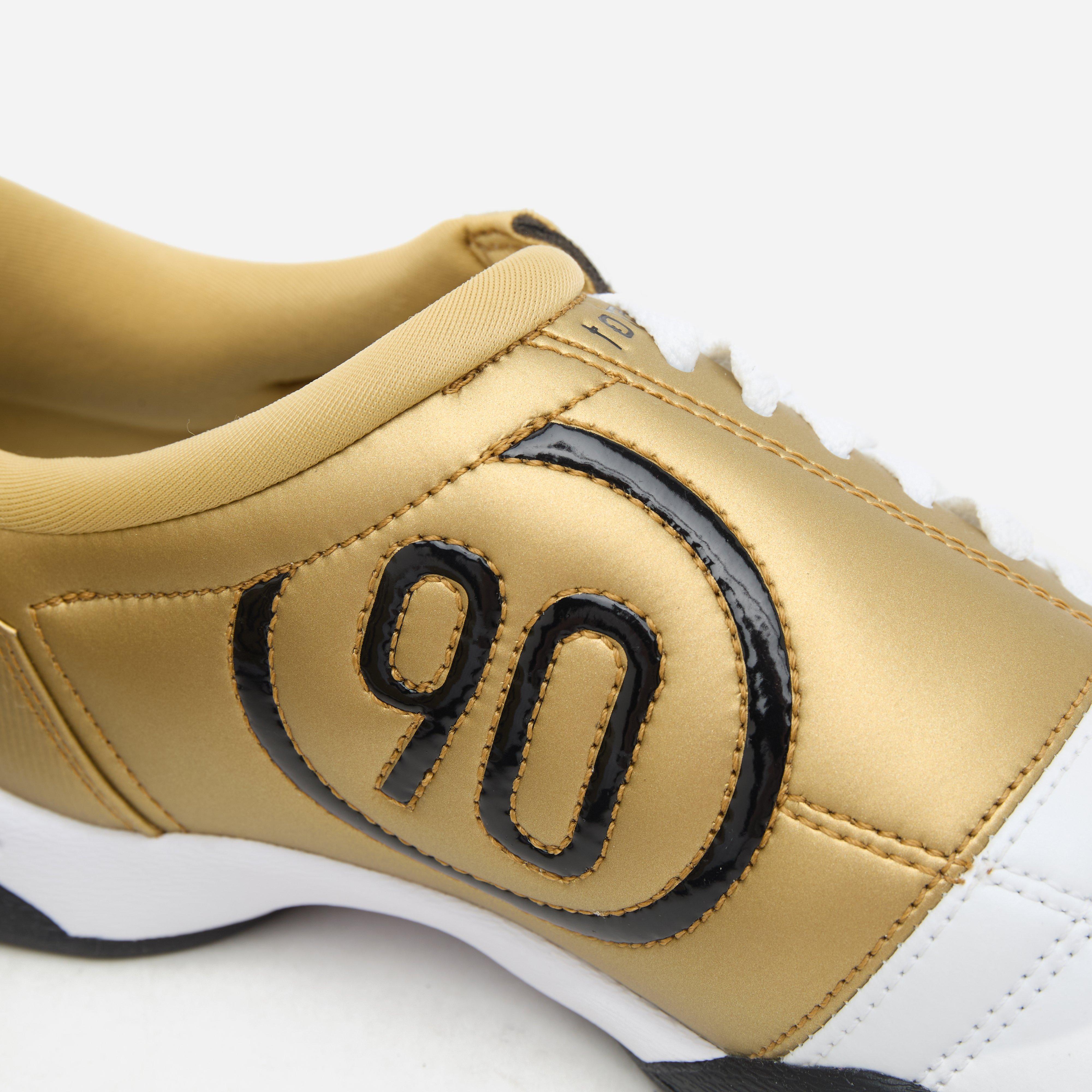 Nike Total 90 Women's