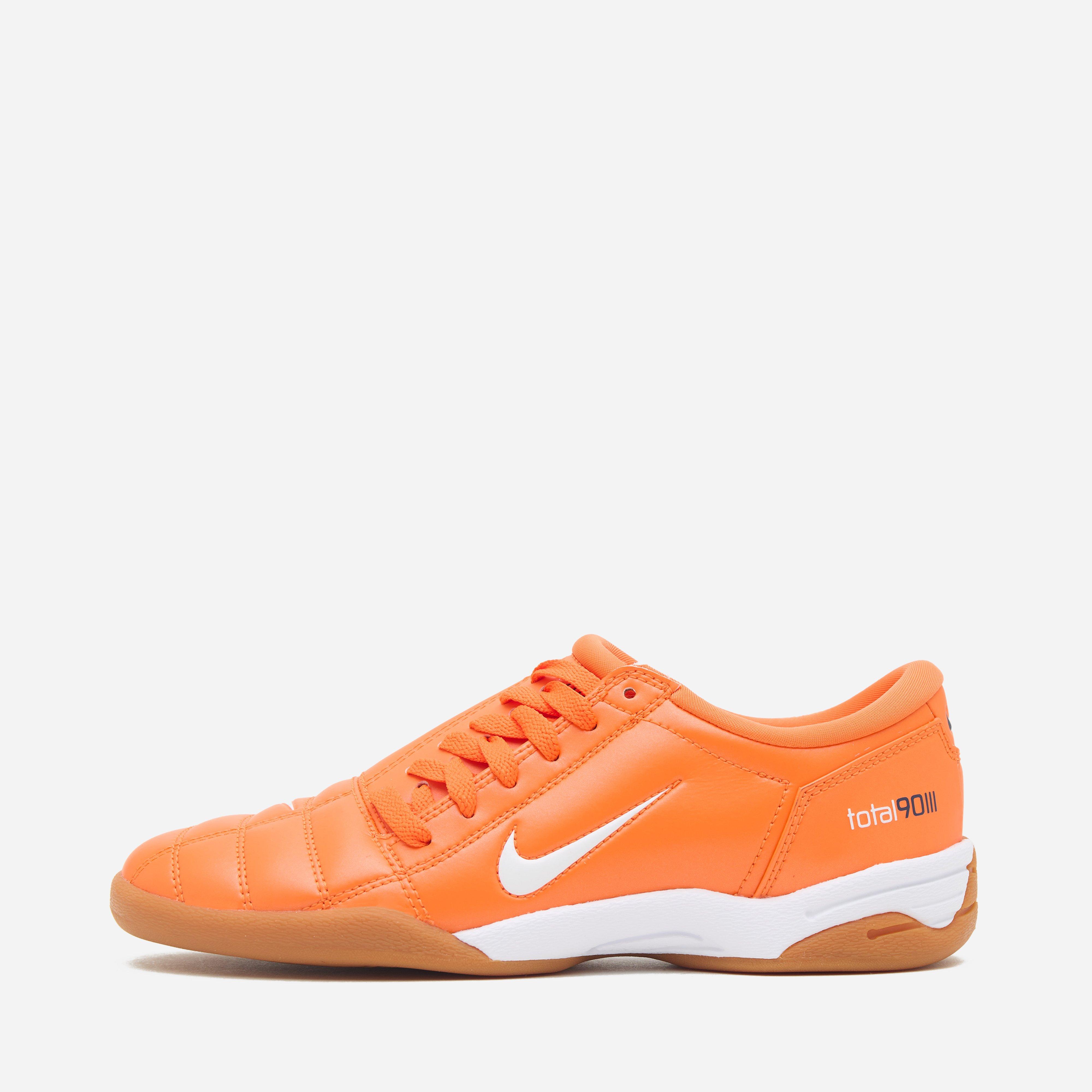 Nike Total 90 Women's