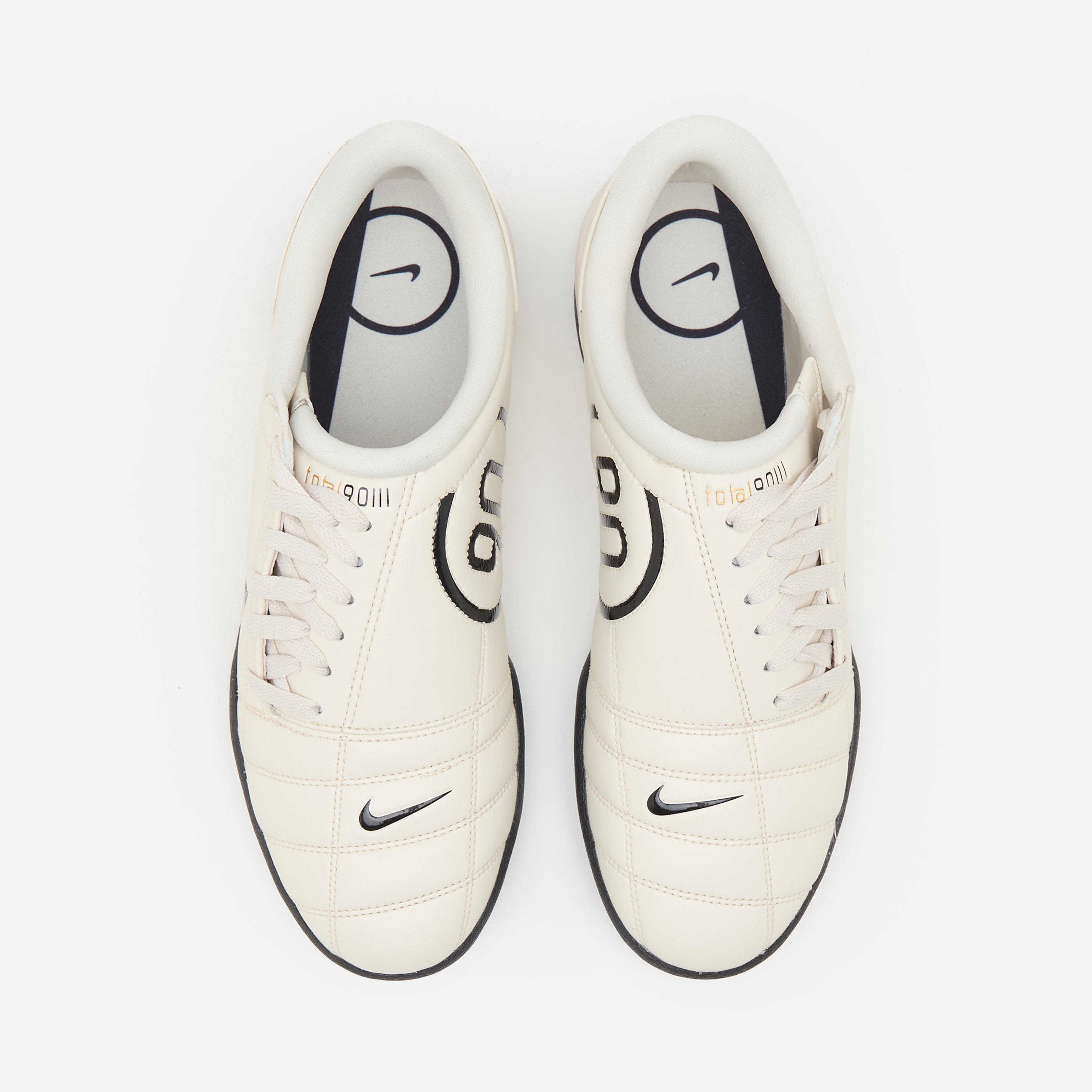 Nike Total 90 III