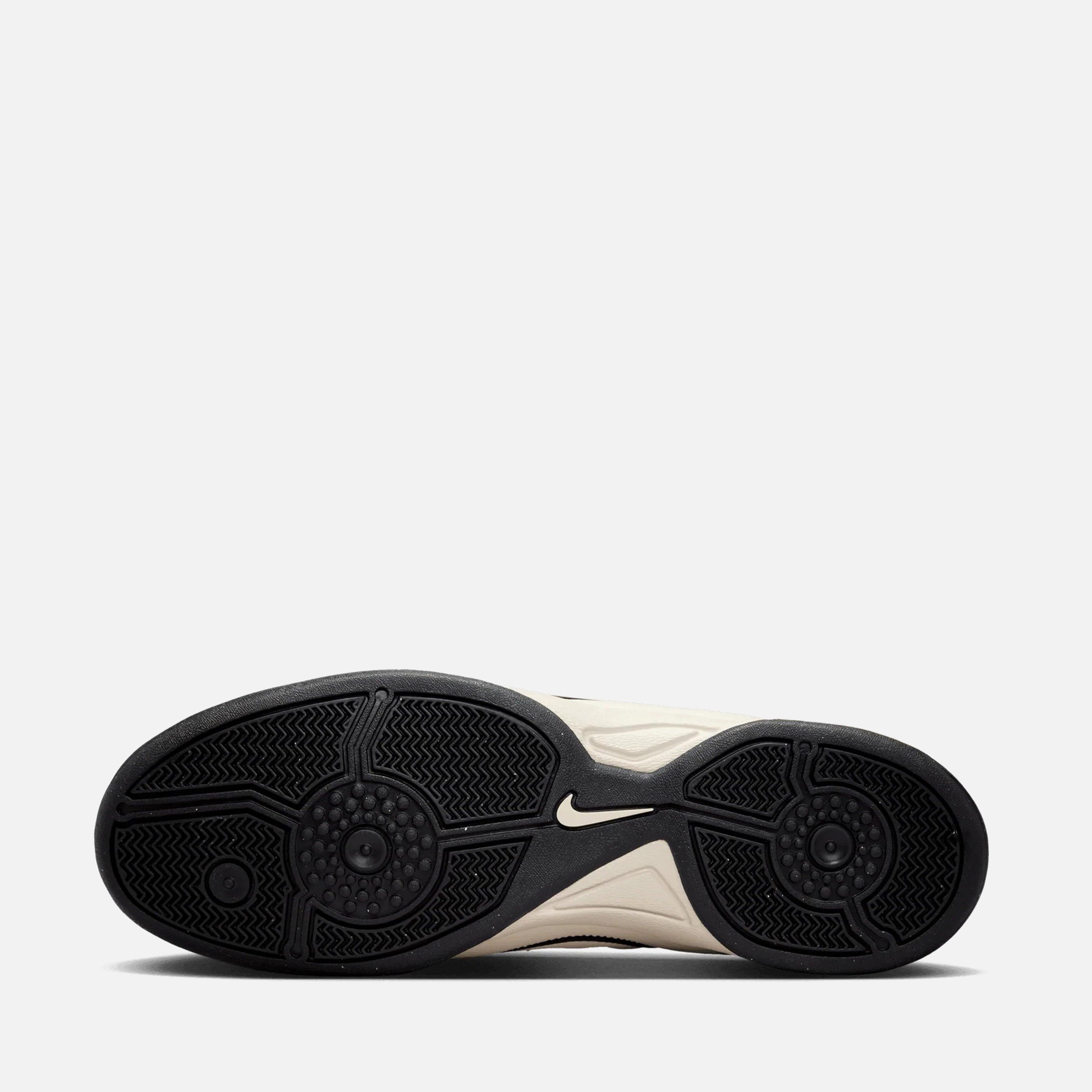 Nike Total 90 Women's