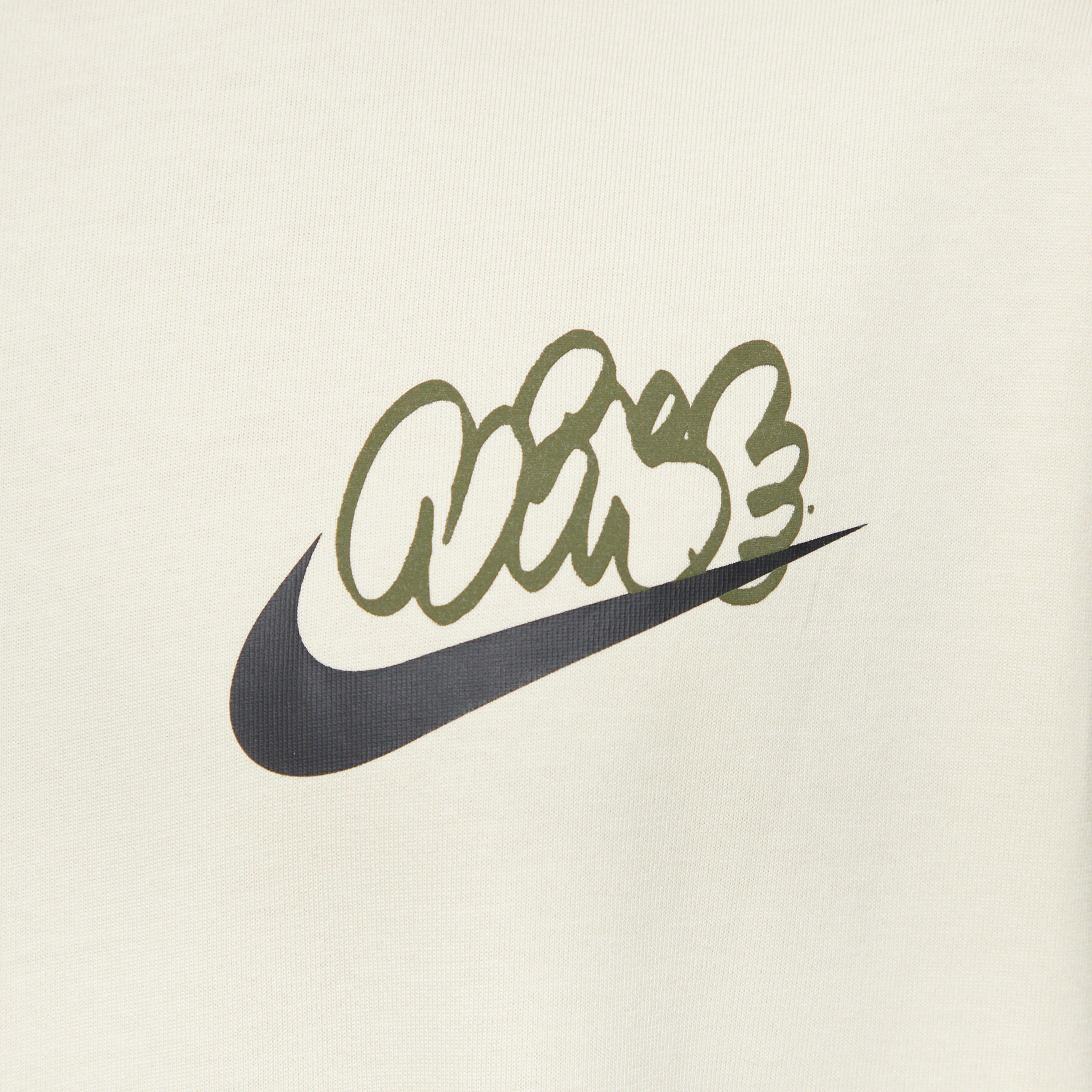 Nike Solo Swoosh Graphic T-Shirt