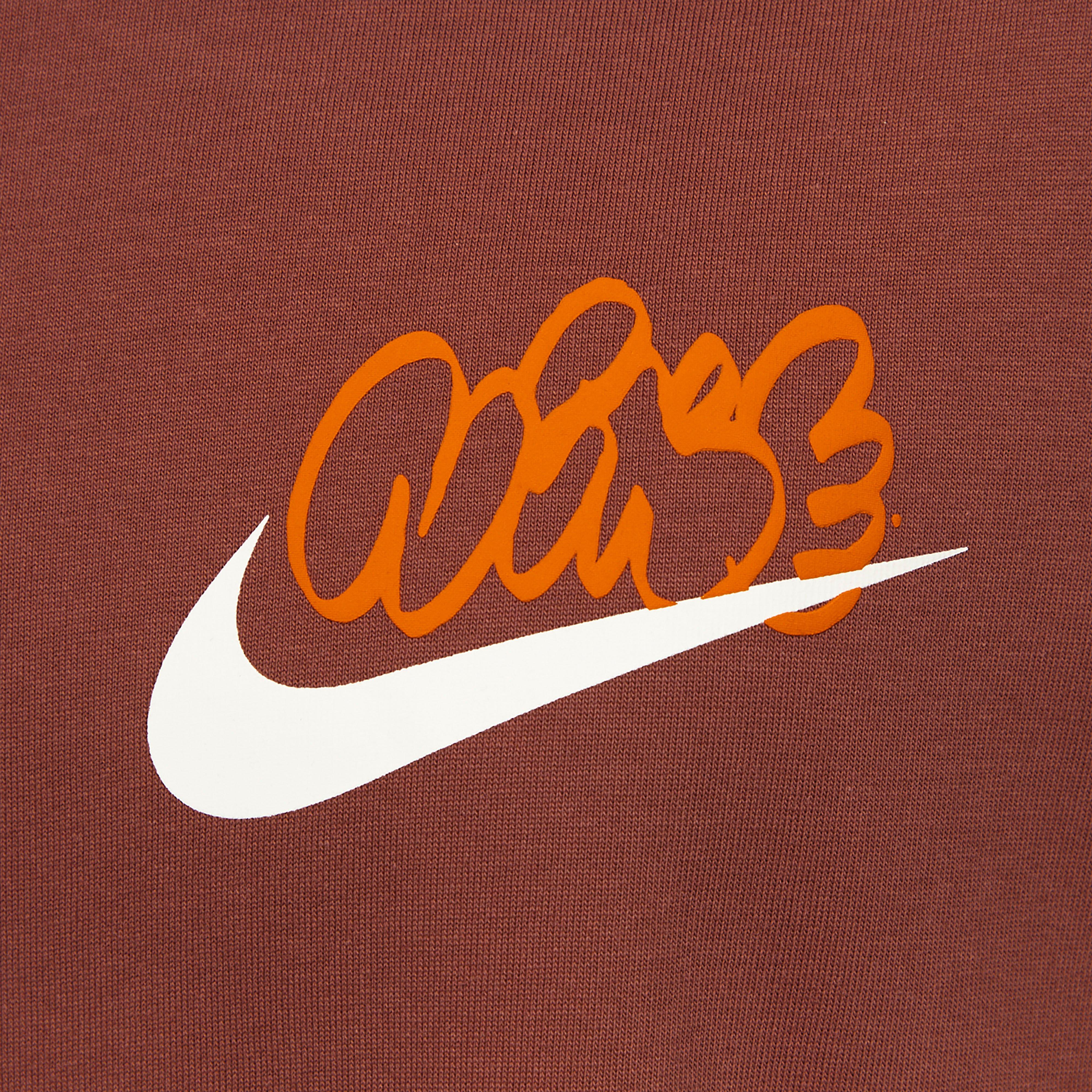 Nike Solo Swoosh Graphic T-Shirt