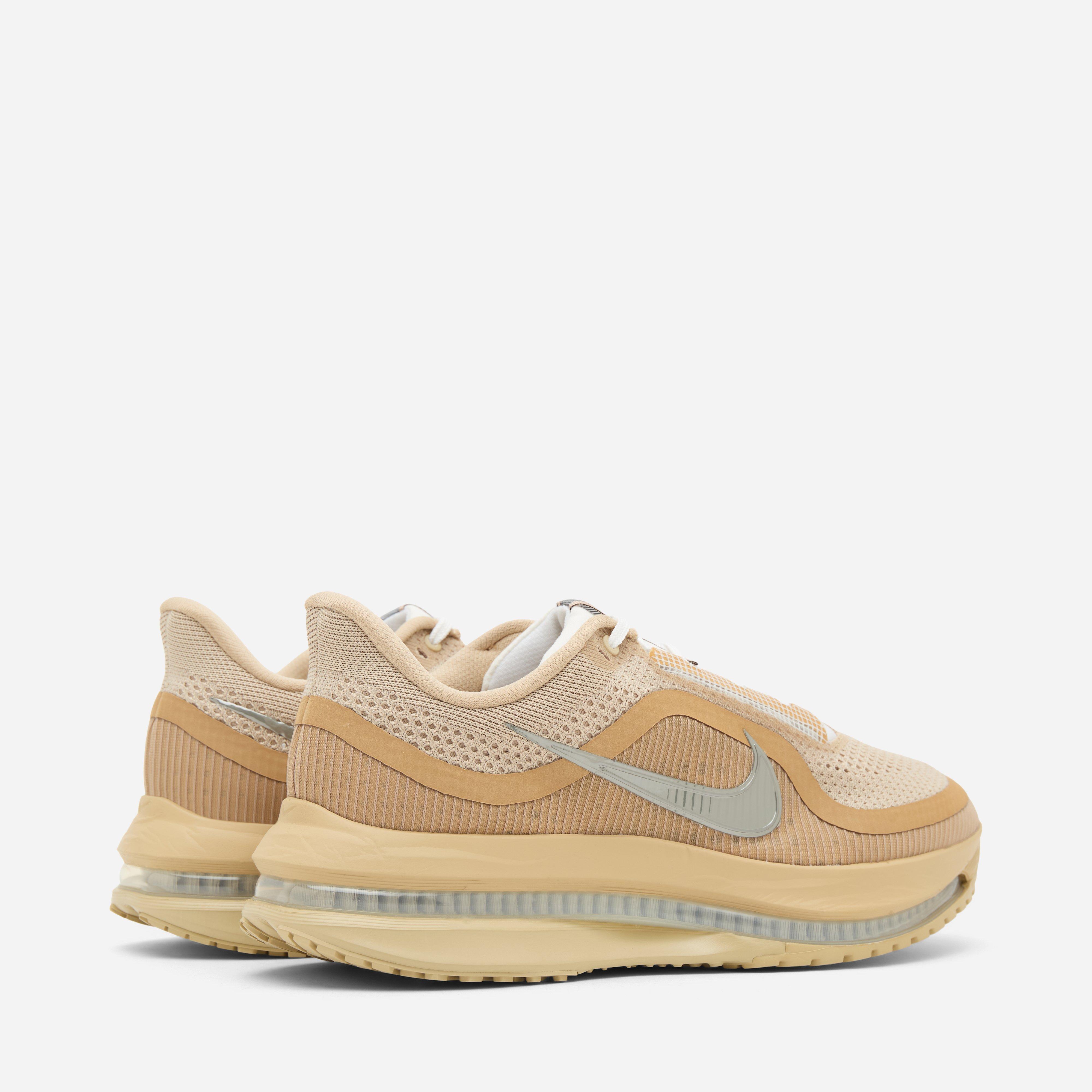 Nike Pegasus Premium