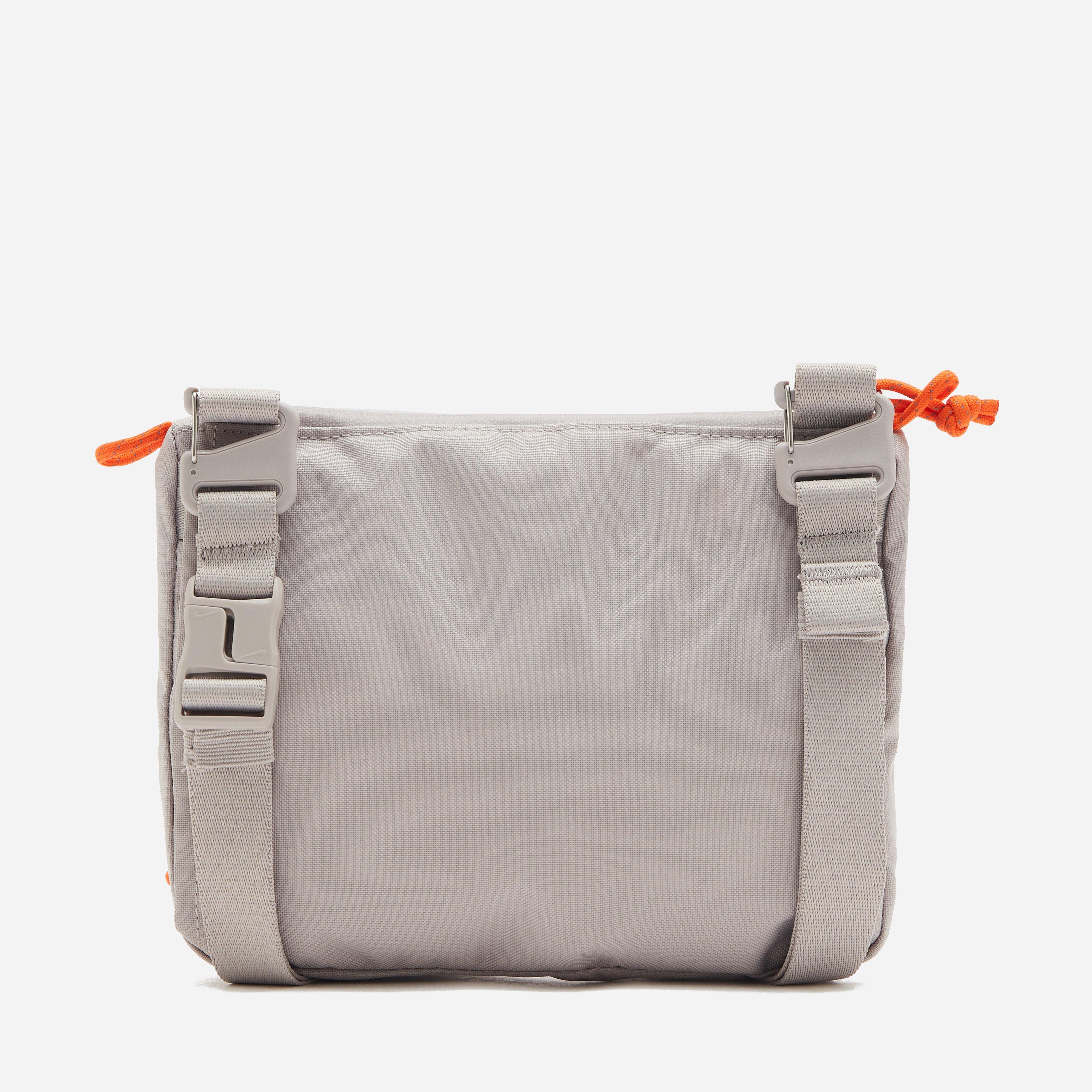 Nike ACG 'DAYMAX' Cross-Body Bag
