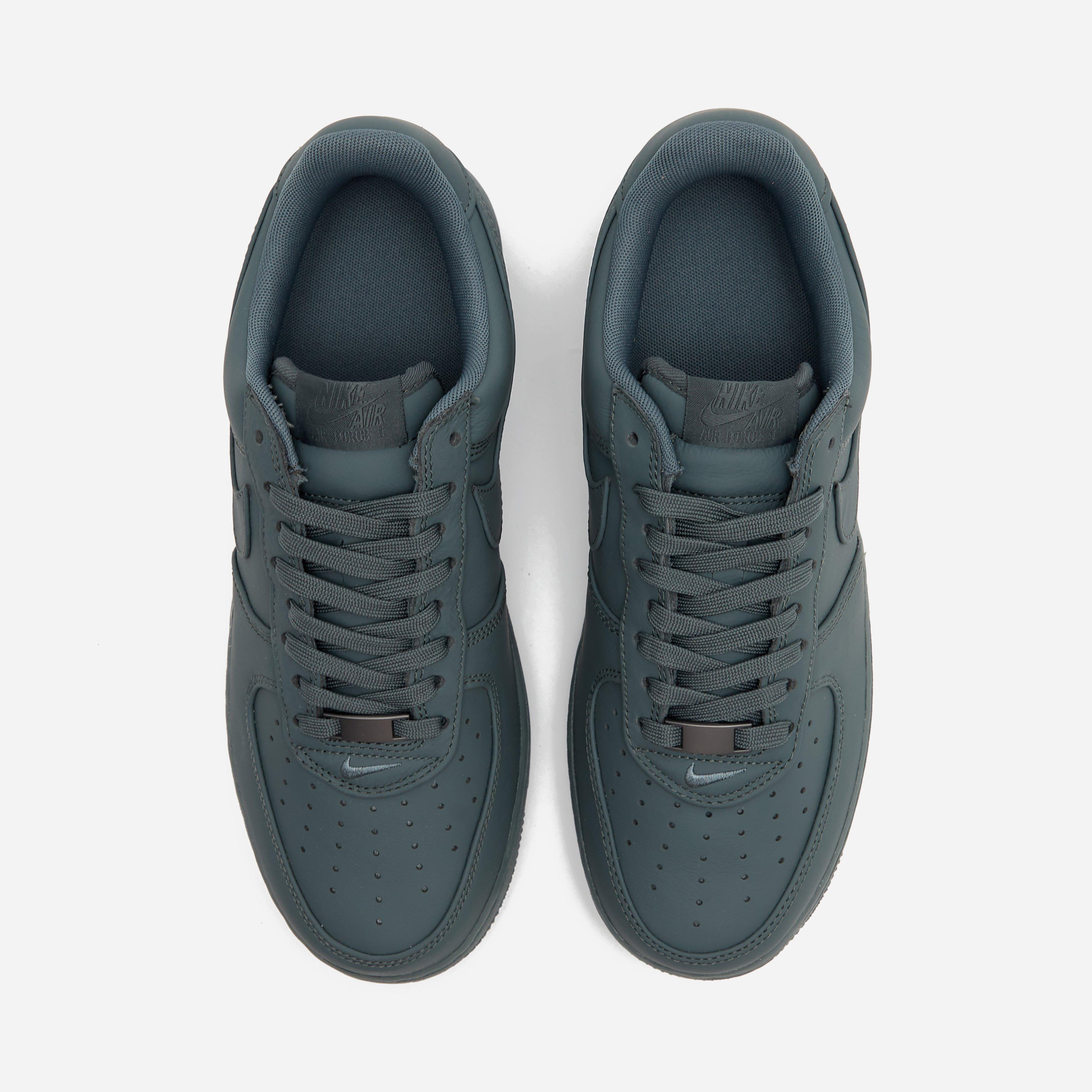 Nike Air Force 1 Premium