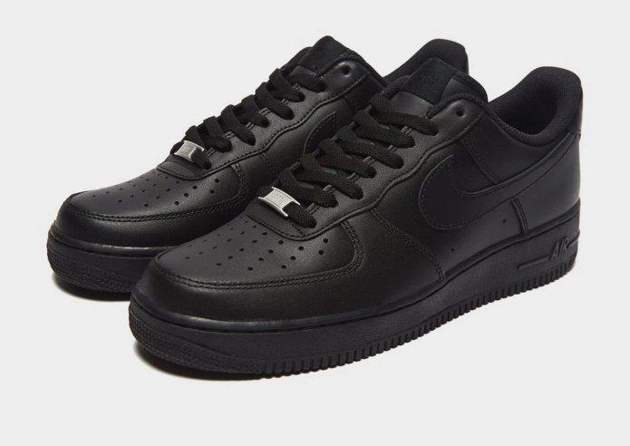 Nike Air Force 1 Triple Black